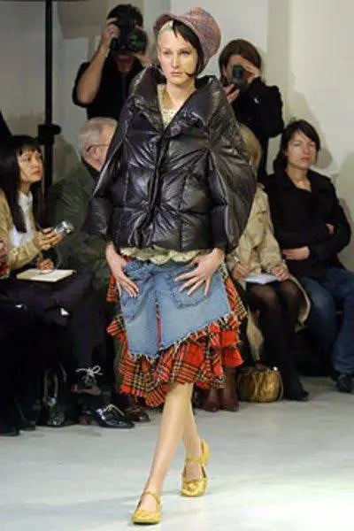 F/W 04 Junya Watanabe Comme des Garcons Runway Cropped Down Puffer Jacket in Black
