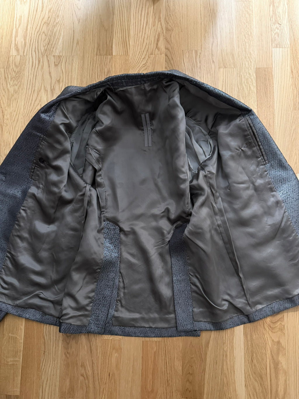 S/S 20 "TECUATL" Silver Silk & Linen Suit Rick Owens L/54