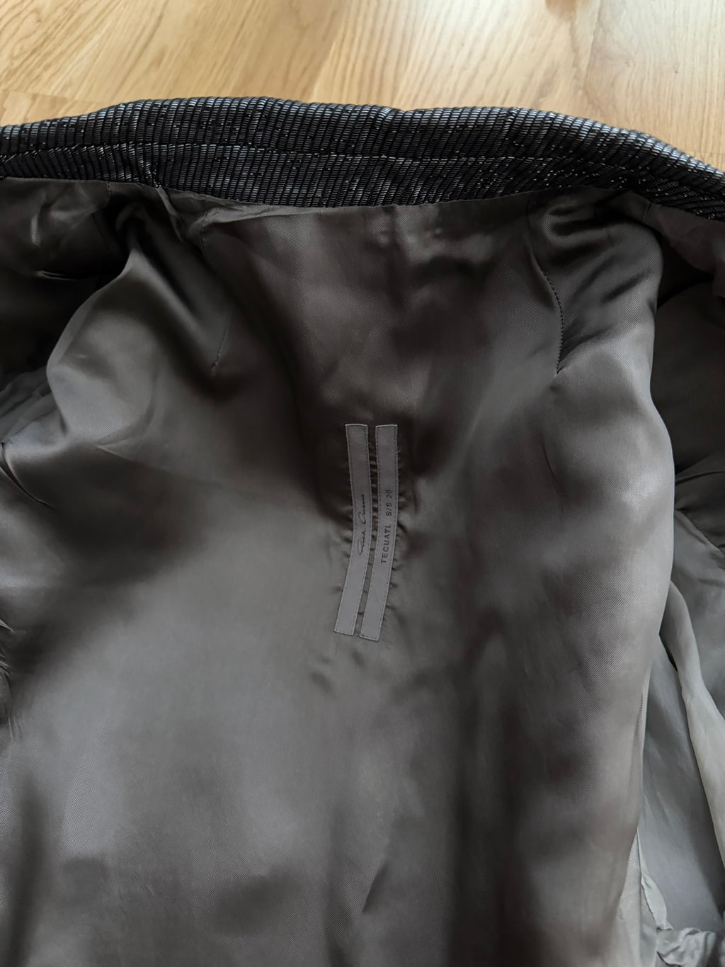 S/S 20 "TECUATL" Silver Silk & Linen Suit Rick Owens L/54