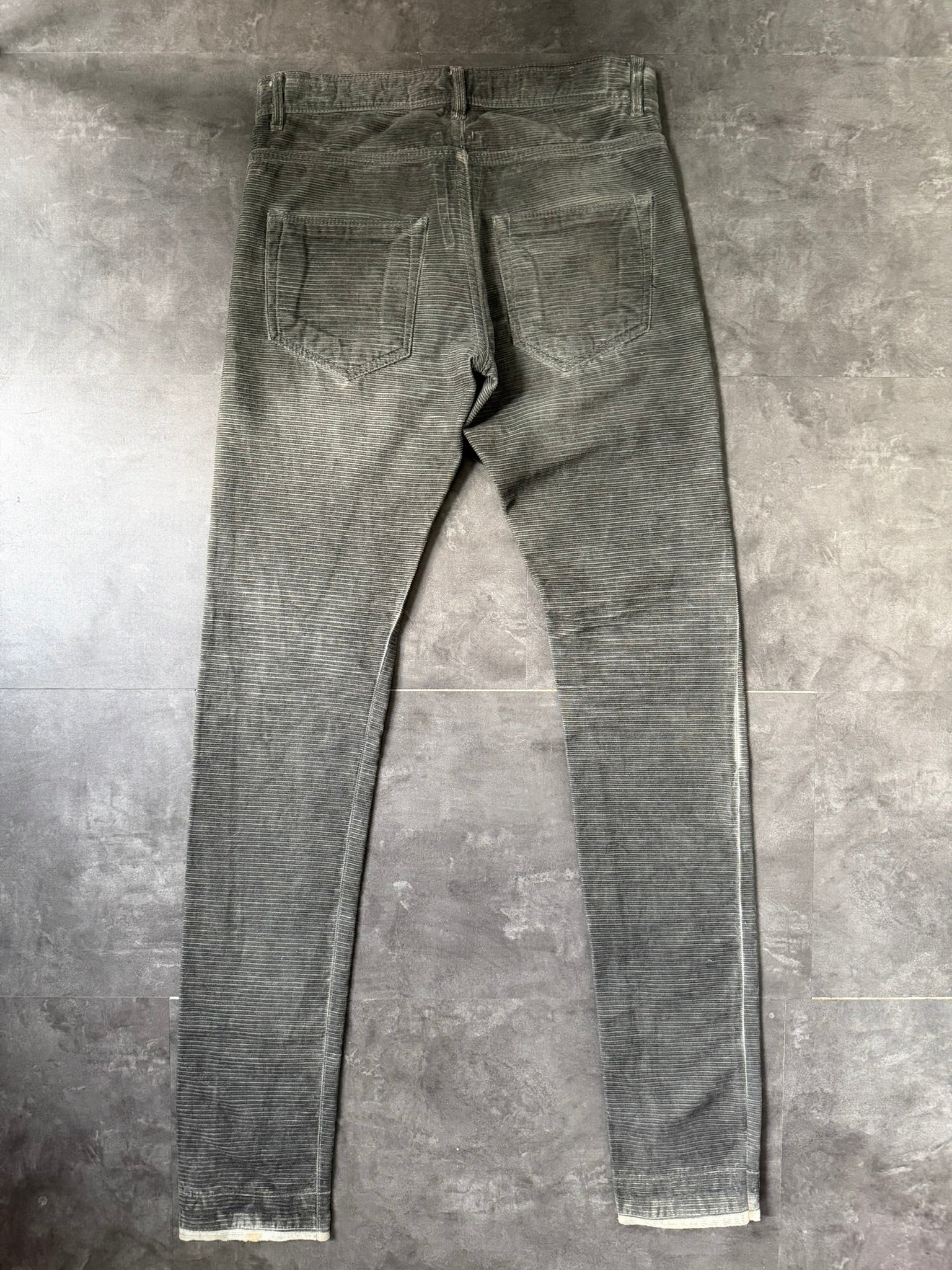 S/S 09 „STRUTTER“ Hog Wash Grosgrain Detroit Cut Jeans IT30