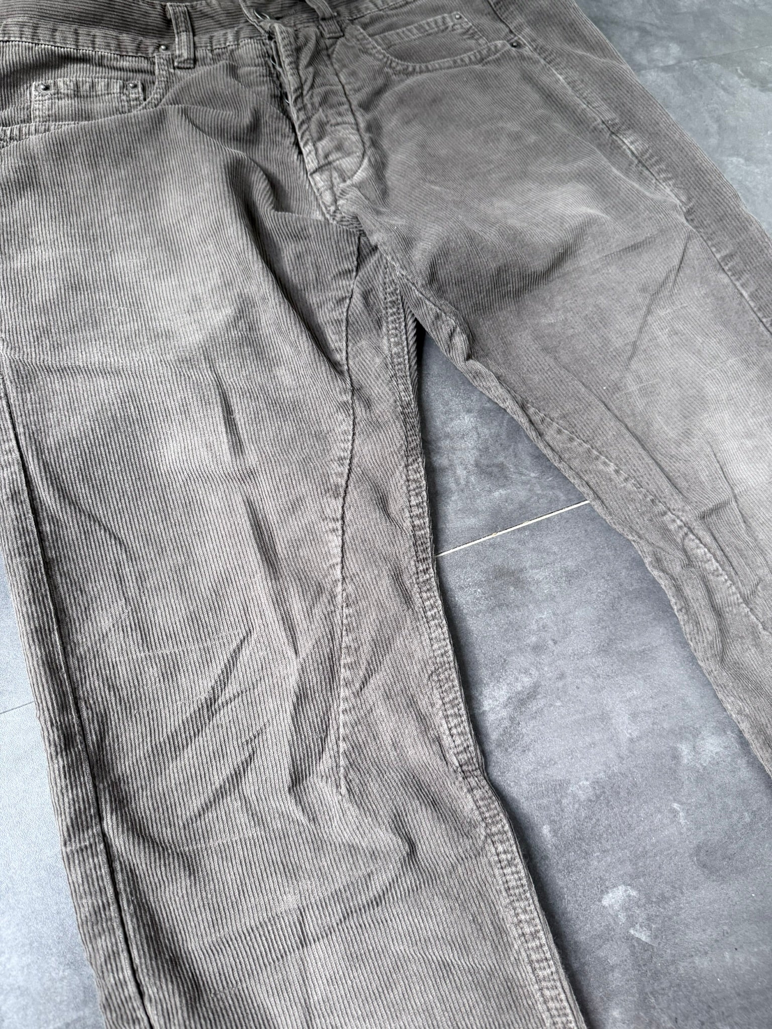 S/S 07 "DRAKE" Dark Dust Detroit Cut Grosgrain Jeans US31