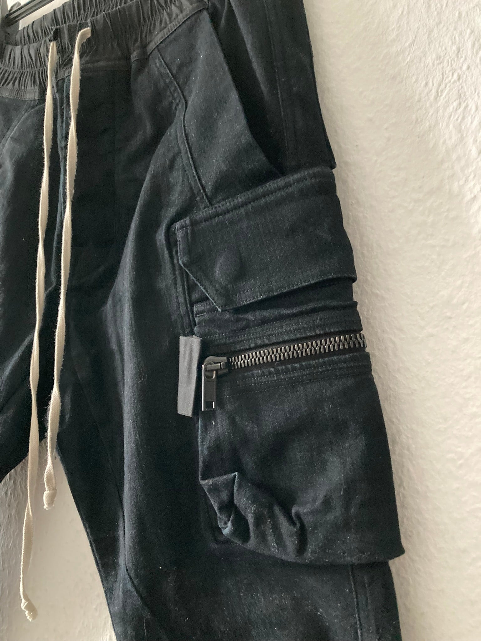 F/W 16 "MASTODON" SB Runway Skinny Mastodon Cargo Pants in Black Size 50/34