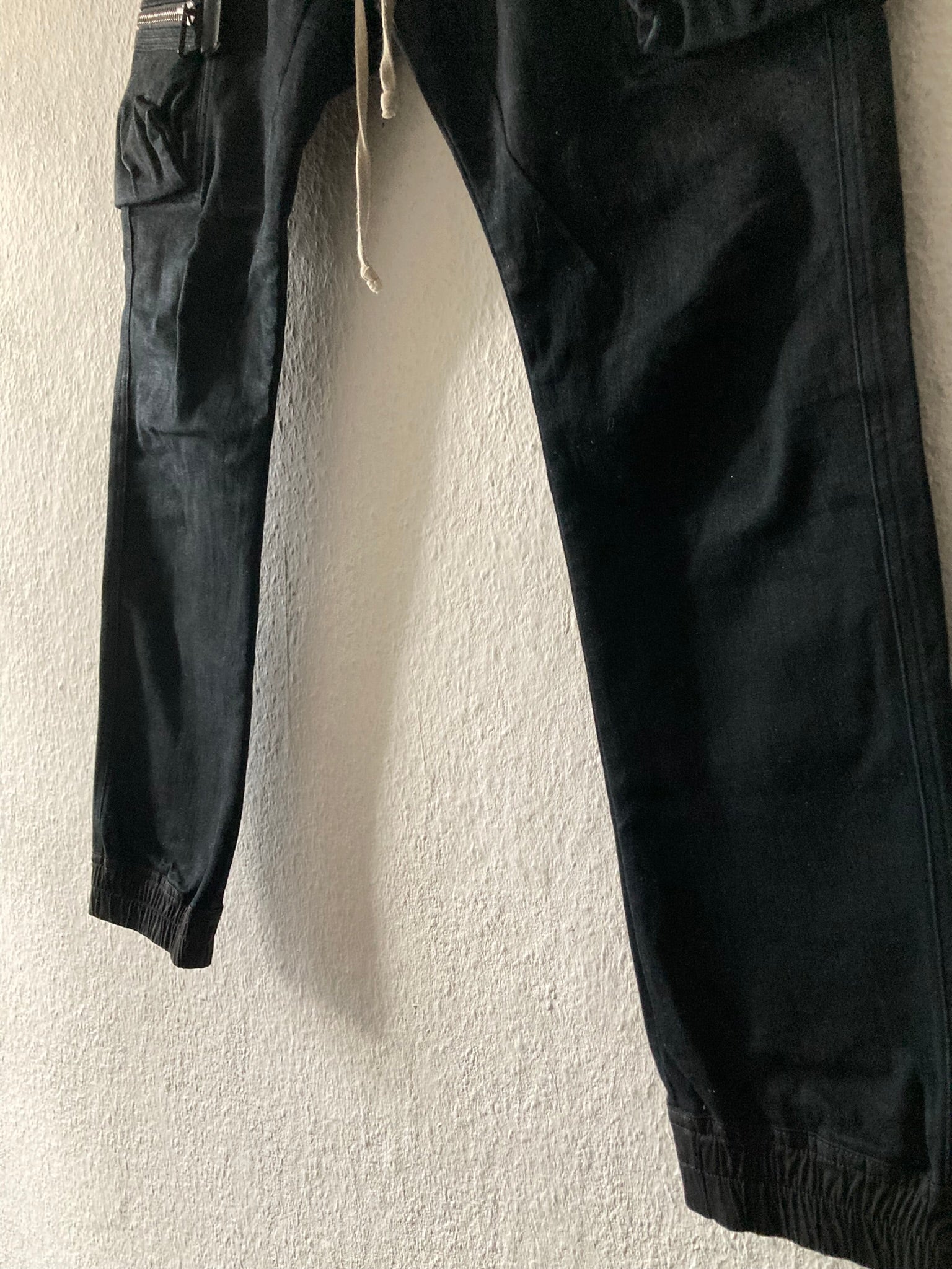 F/W 16 "MASTODON" SB Runway Skinny Mastodon Cargo Pants in Black Size 50/34