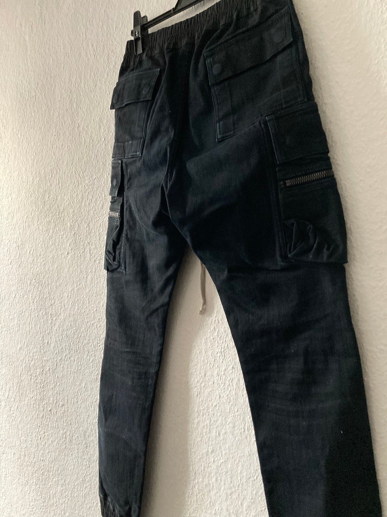 F/W 16 "MASTODON" SB Runway Skinny Mastodon Cargo Pants in Black Size 50/34