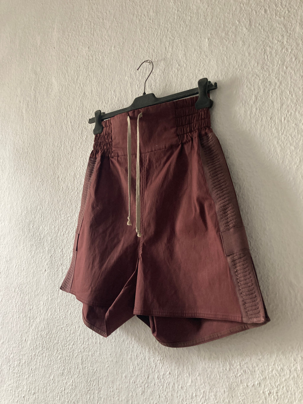 F/W 14「MOODY」刺繍入りブラッドレッドランウェイボクシングショーツ