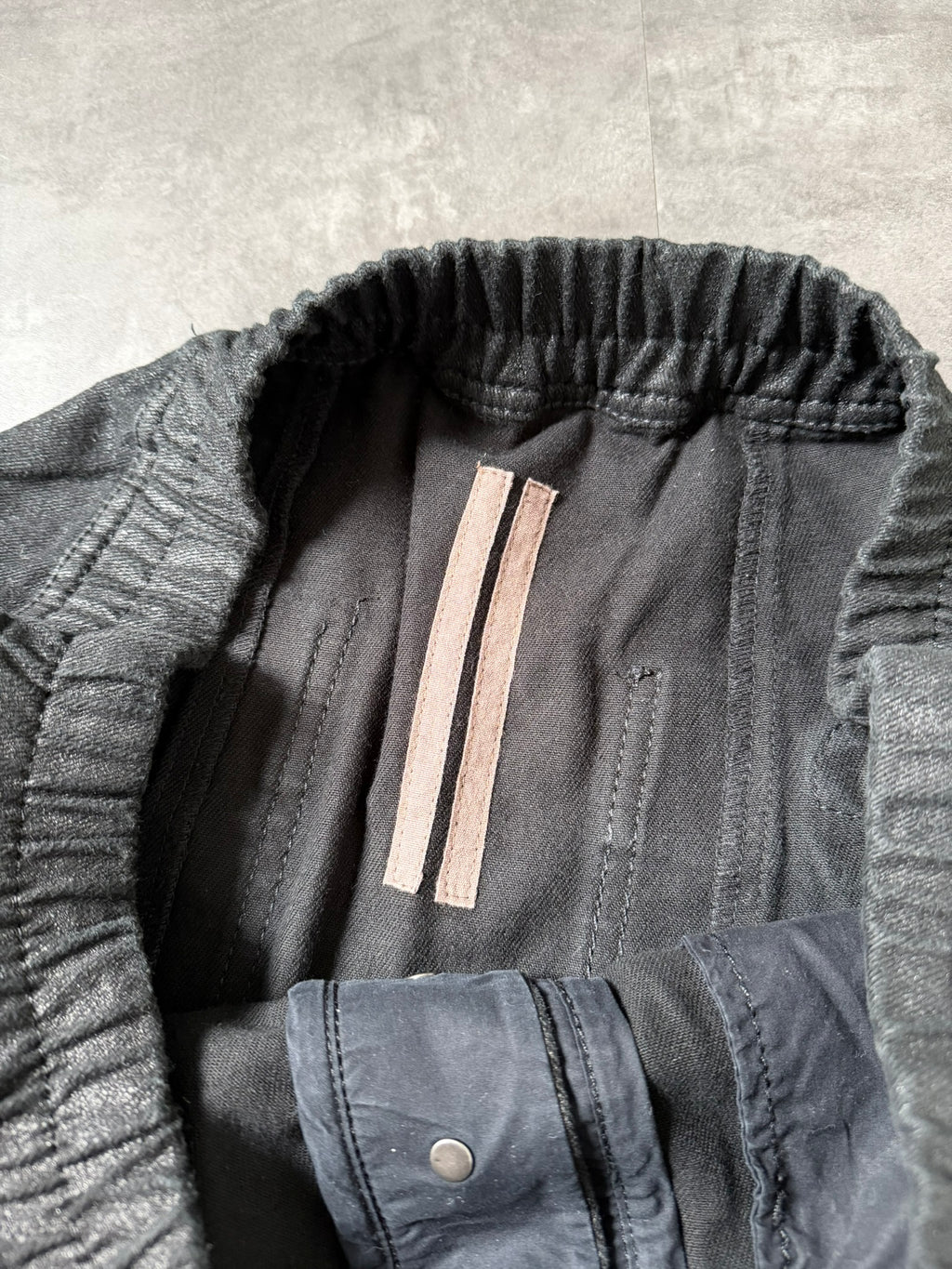 S/S 13 "ISLAND" Waxed "Black Vintage" Pod Shorts Rick Owens M