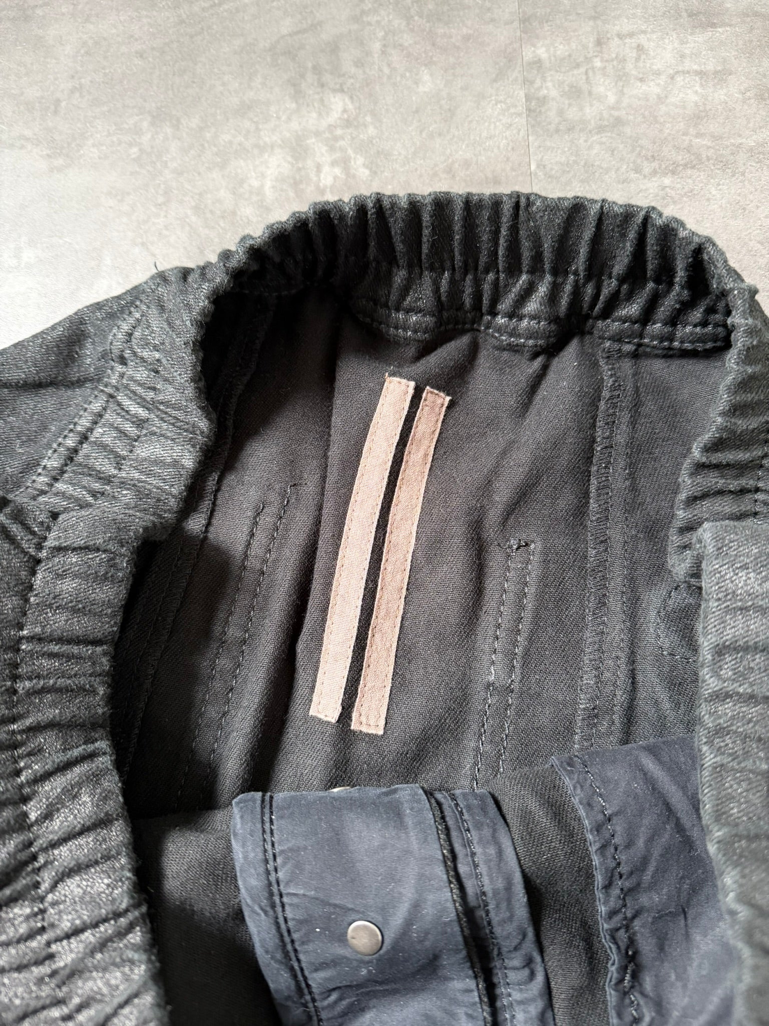 S/S 13 "ISLAND" Waxed "Black Vintage" Pod Shorts Rick Owens M