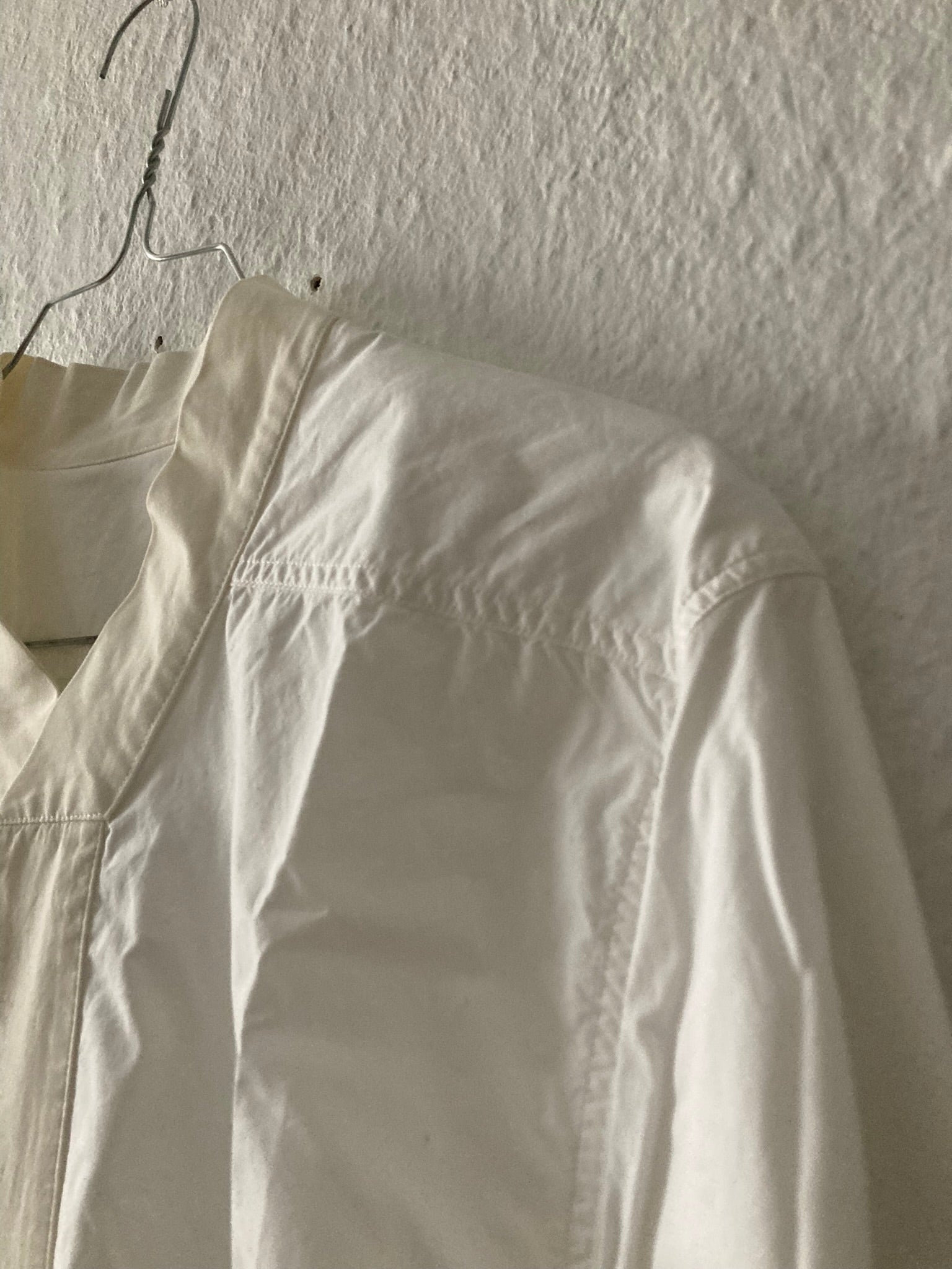 F/W 15 "SPHINX" V-Collar Dress Shirt in Milk