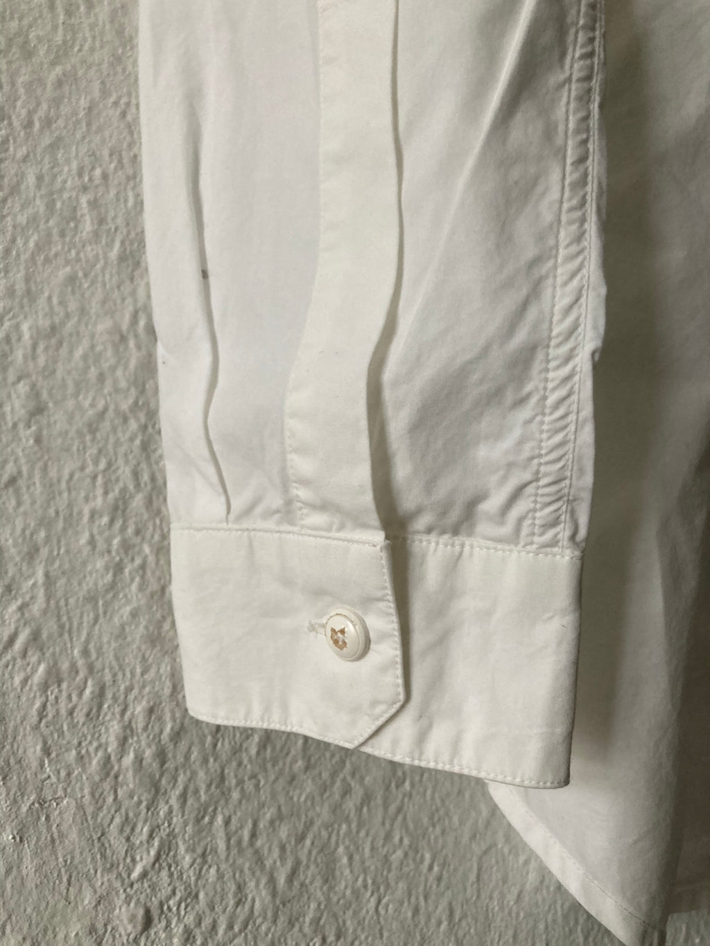F/W 15 "SPHINX" V-Collar Dress Shirt in Milk
