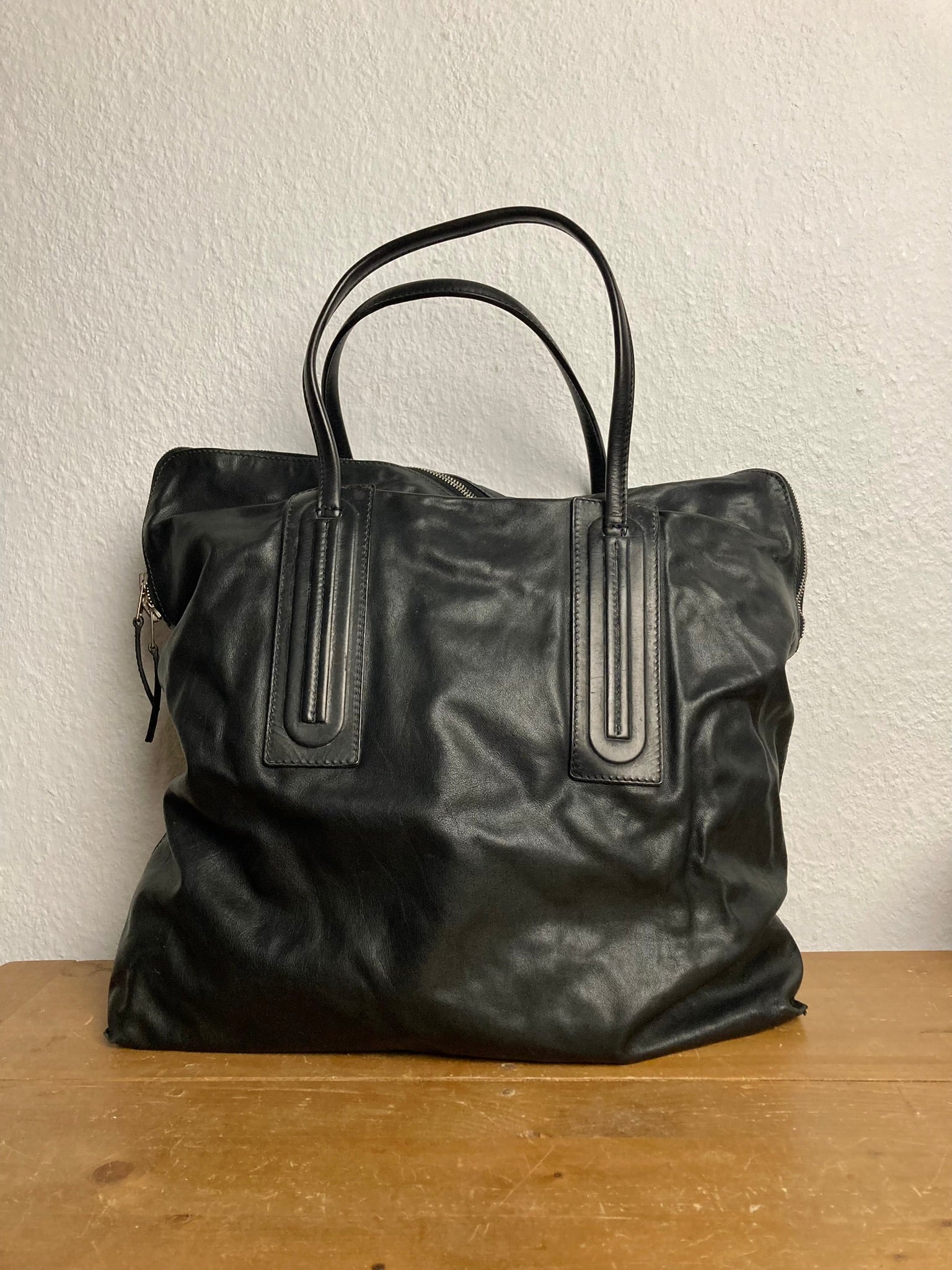 F/W 15 "SPHINX" Large Leather Carry-All in Black