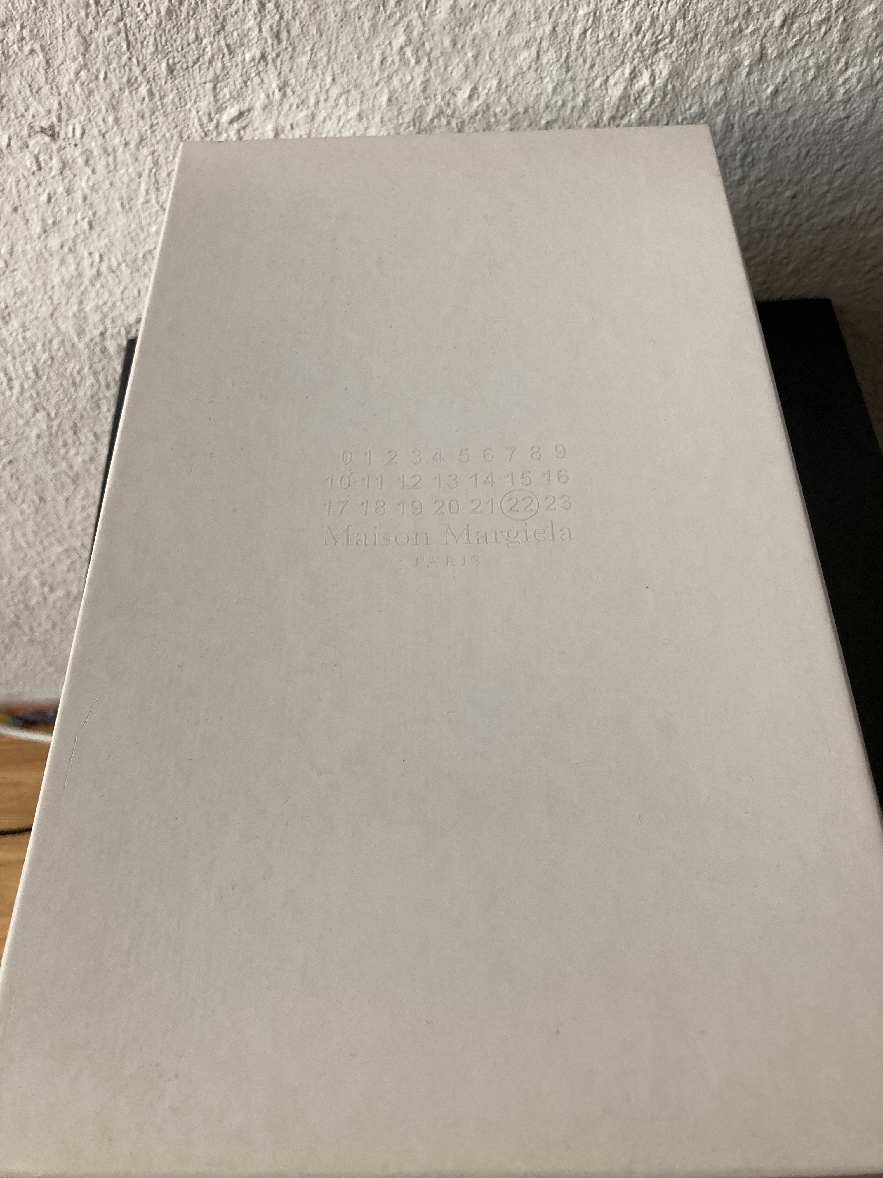 One-of-One Maison Margiela x William Cobbing Clay Splatter Replica in Black and Size IT43