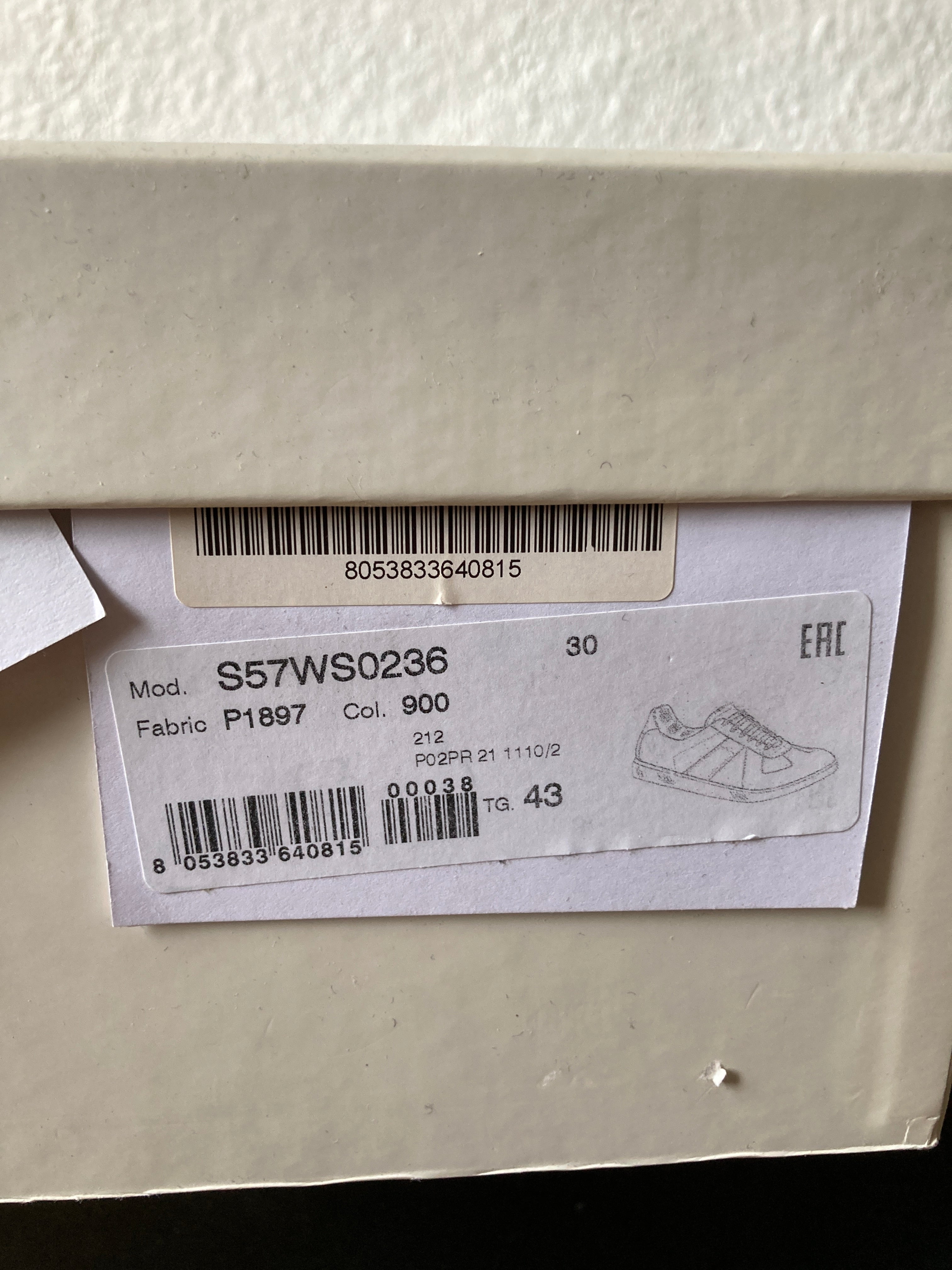 One-of-One Maison Margiela x William Cobbing Clay Splatter Replica in Black and Size IT43