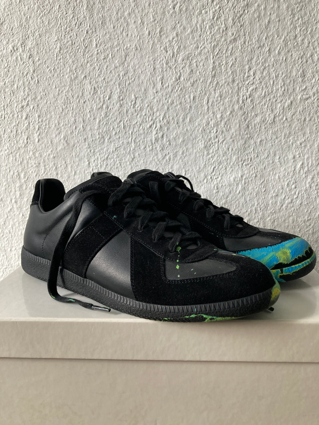 One-of-One Maison Margiela x William Cobbing Clay Splatter Replica in Black and Size IT43