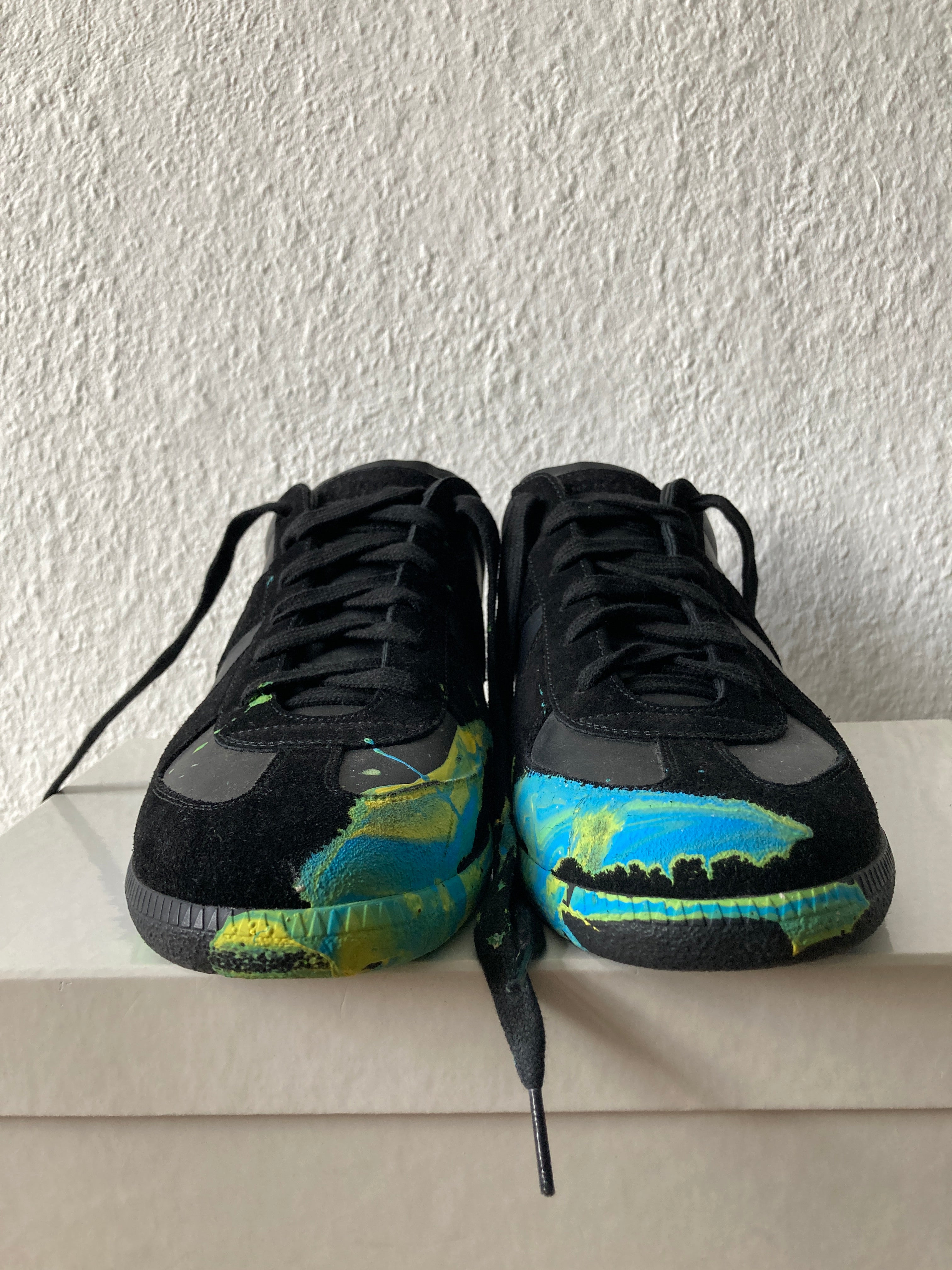 One-of-One Maison Margiela x William Cobbing Clay Splatter Replica in Black and Size IT43