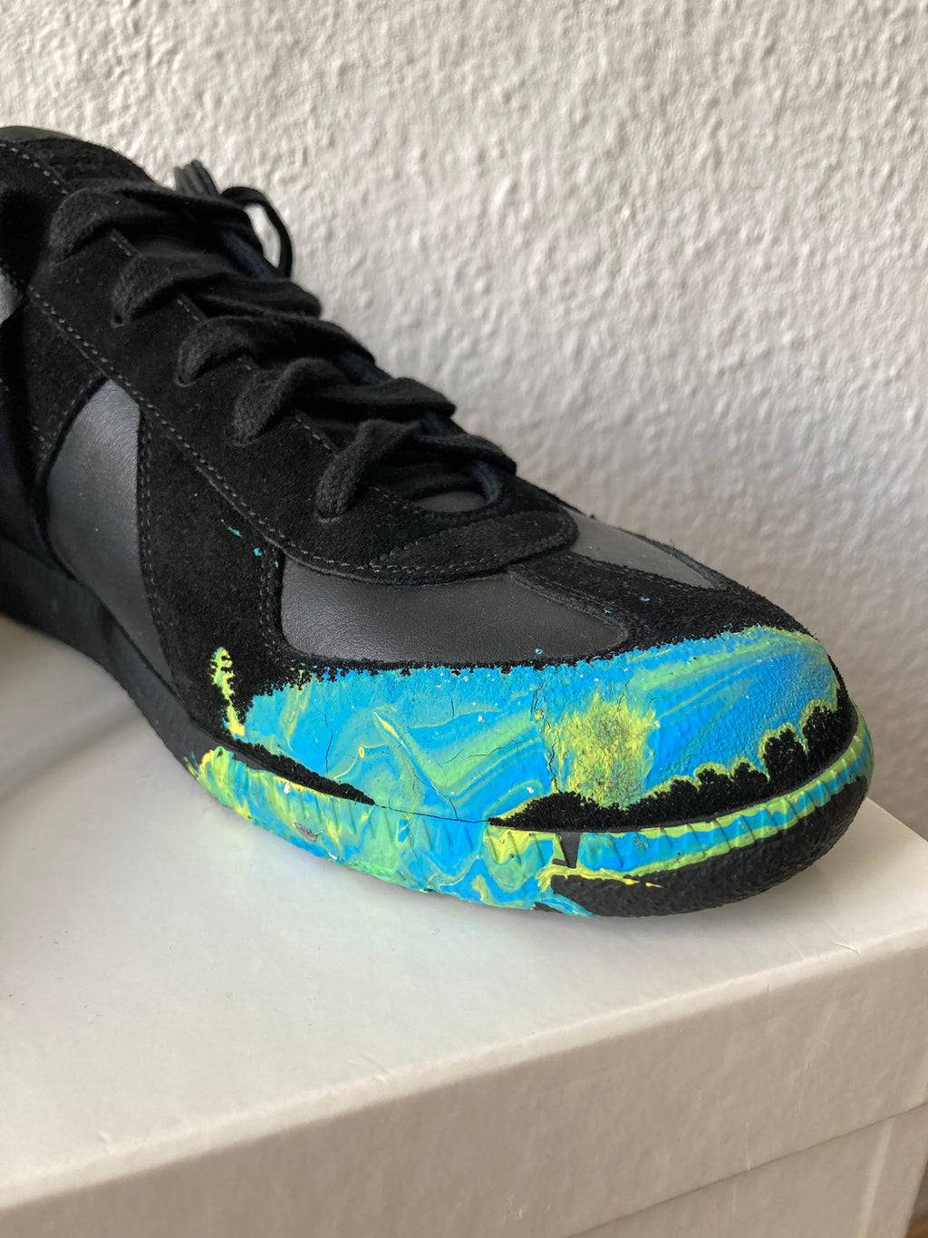 One-of-One Maison Margiela x William Cobbing Clay Splatter Replica in Black and Size IT43