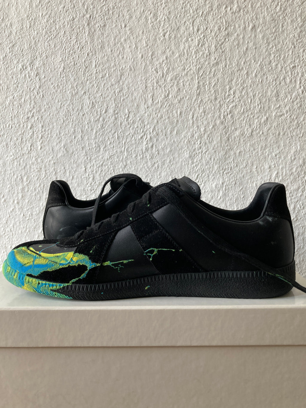 One-of-One Maison Margiela x William Cobbing Clay Splatter Replica in Black and Size IT43