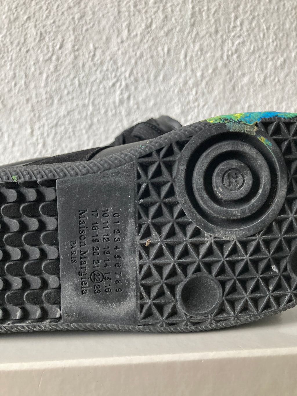 One-of-One Maison Margiela x William Cobbing Clay Splatter Replica in Black and Size IT43