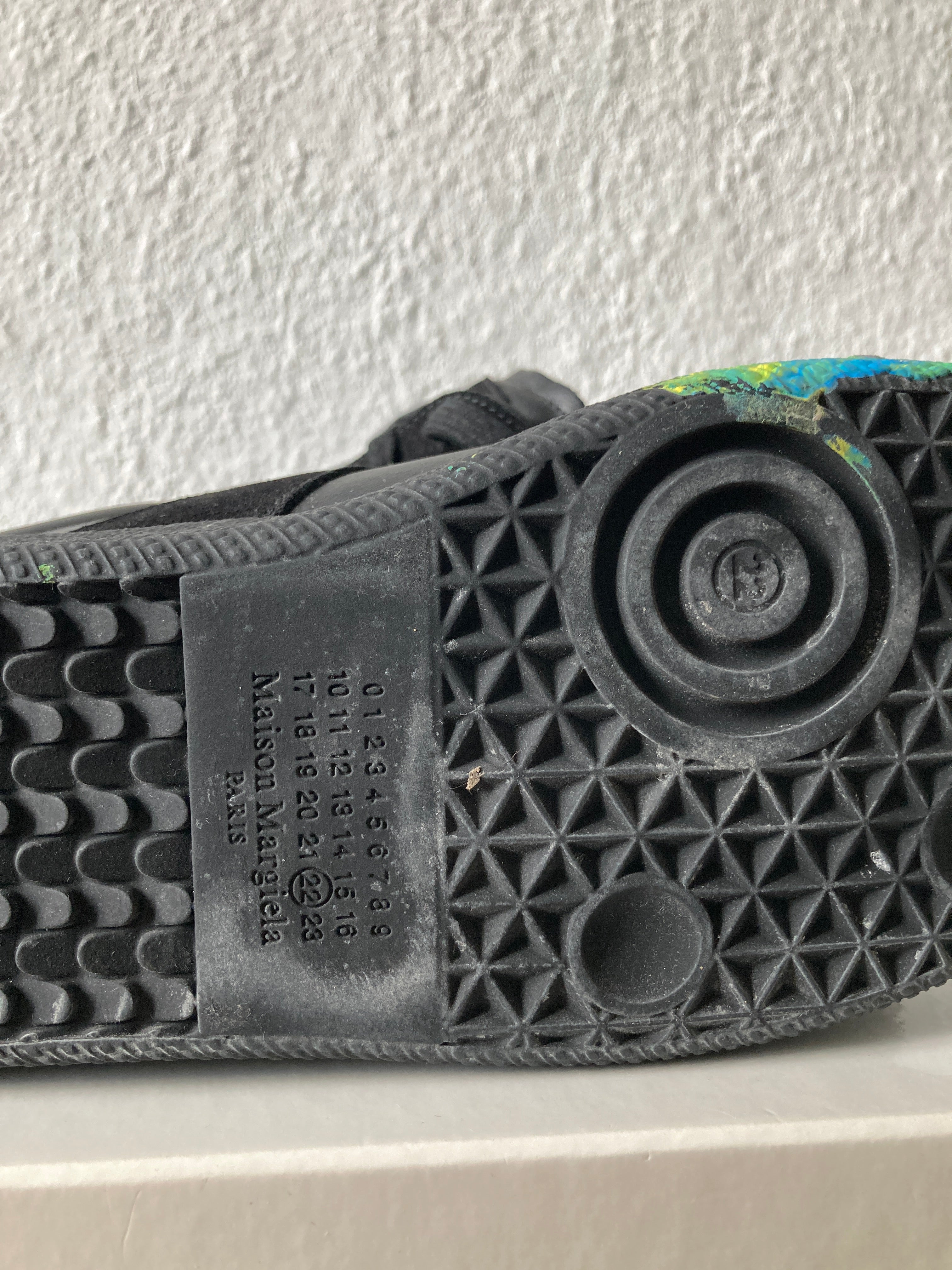 One-of-One Maison Margiela x William Cobbing Clay Splatter Replica in Black and Size IT43