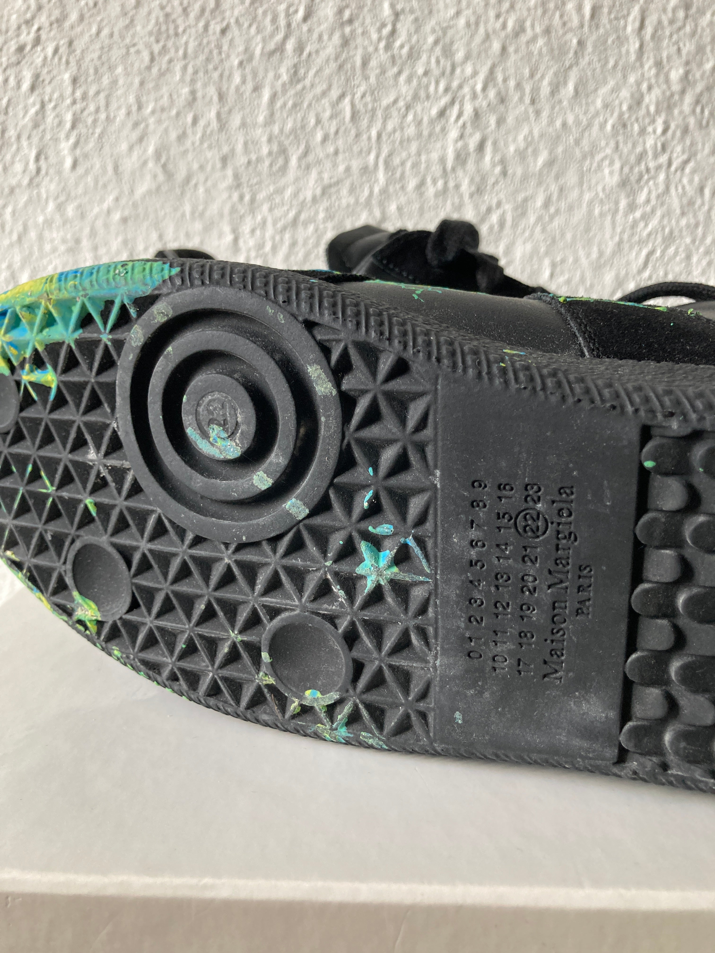 One-of-One Maison Margiela x William Cobbing Clay Splatter Replica in Black and Size IT43