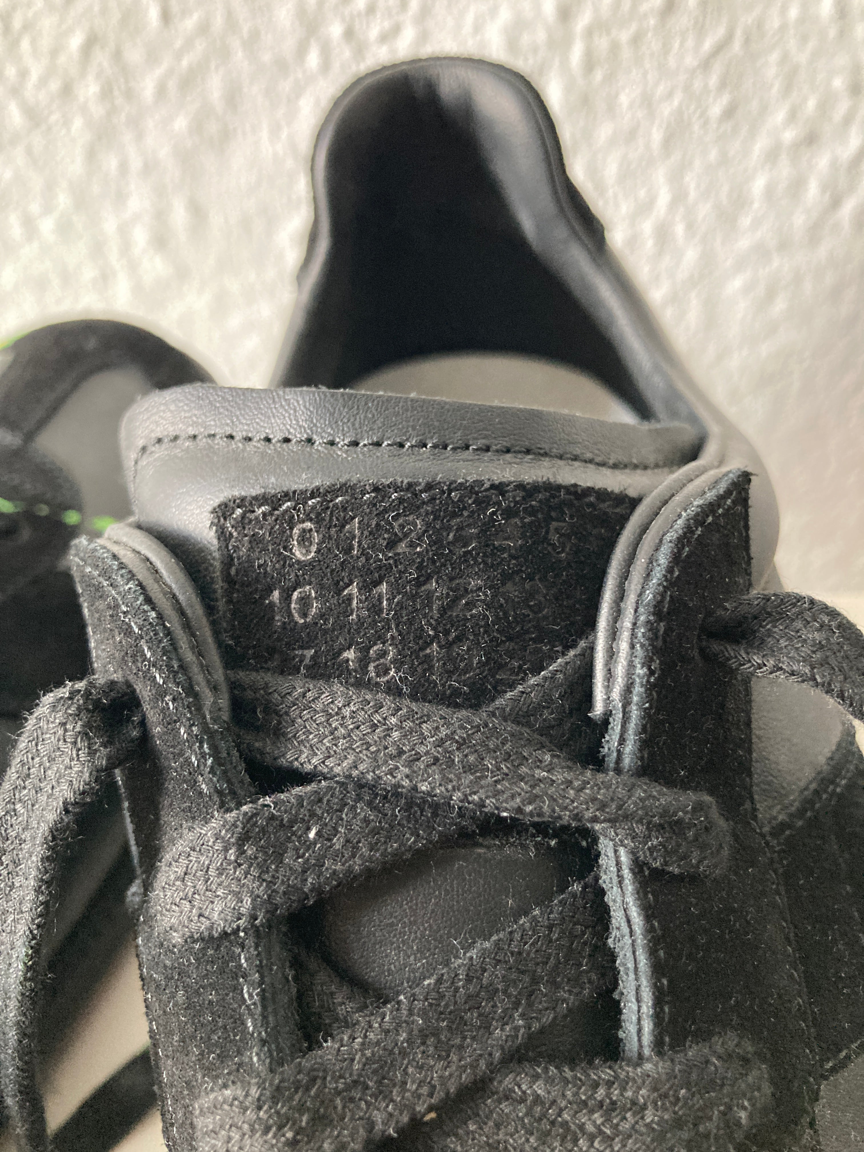 One-of-One Maison Margiela x William Cobbing Clay Splatter Replica in Black and Size IT43