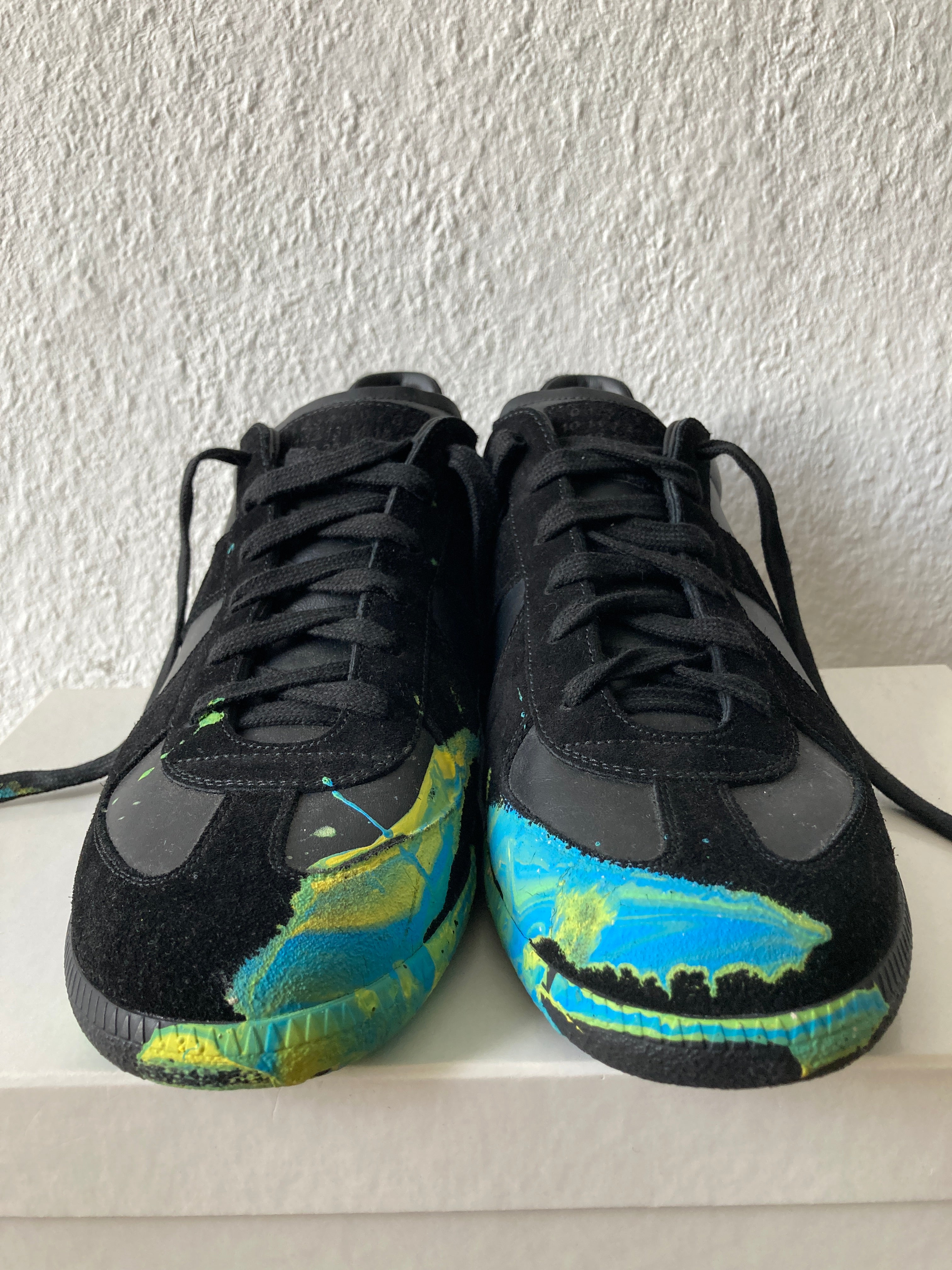 One-of-One Maison Margiela x William Cobbing Clay Splatter Replica in Black and Size IT43