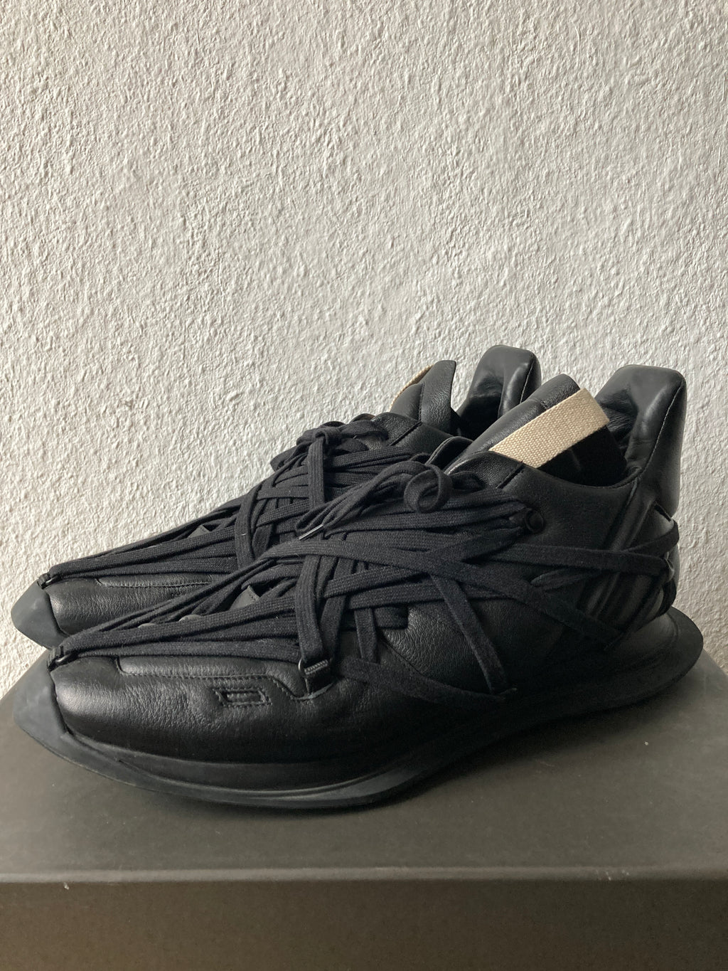 S/S 20 "TECUATL" Triple Black Maximal Megalace Runners 12/45