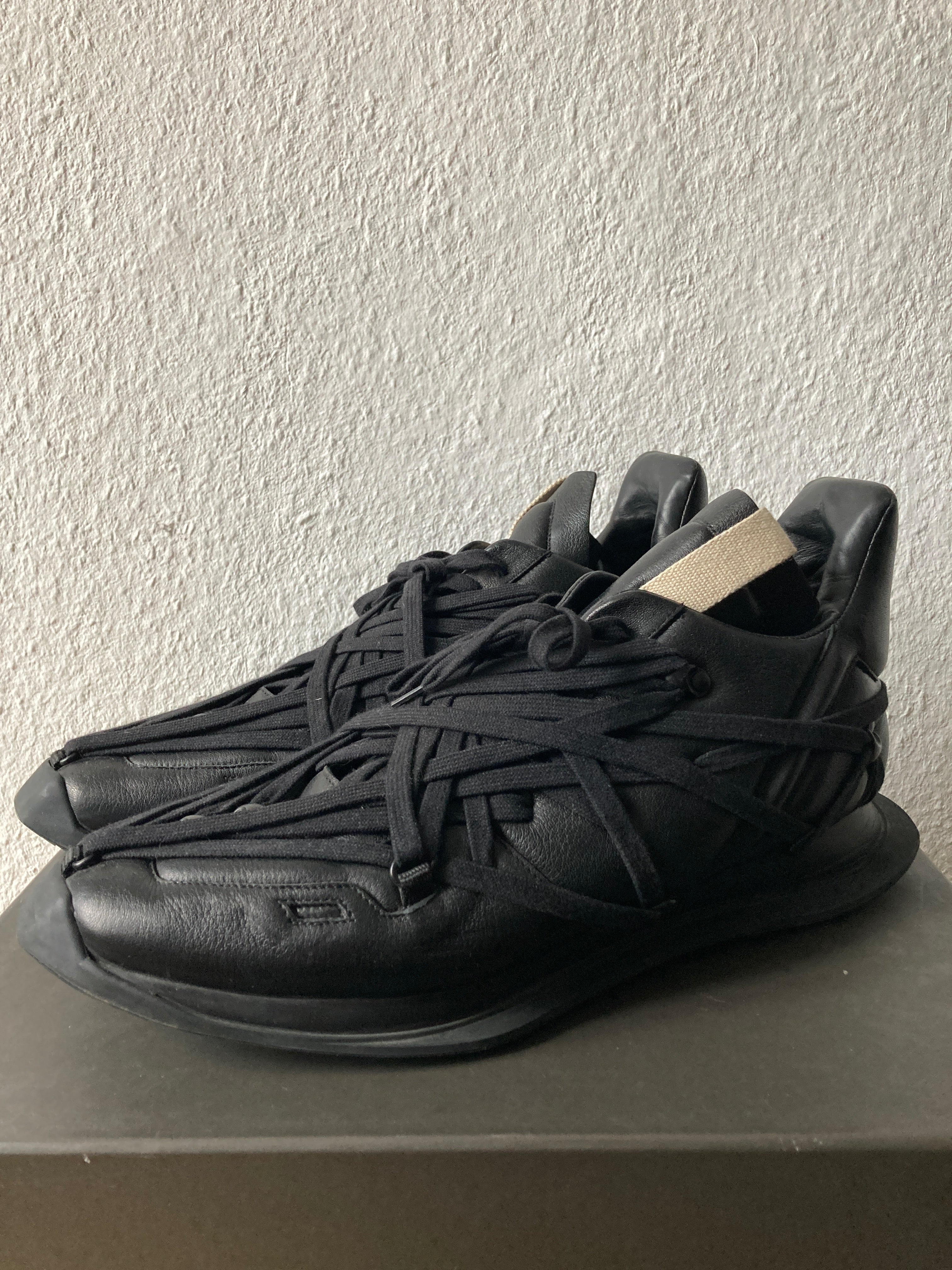 S/S 20 "TECUATL" Triple Black Maximal Megalace Runners 12/45