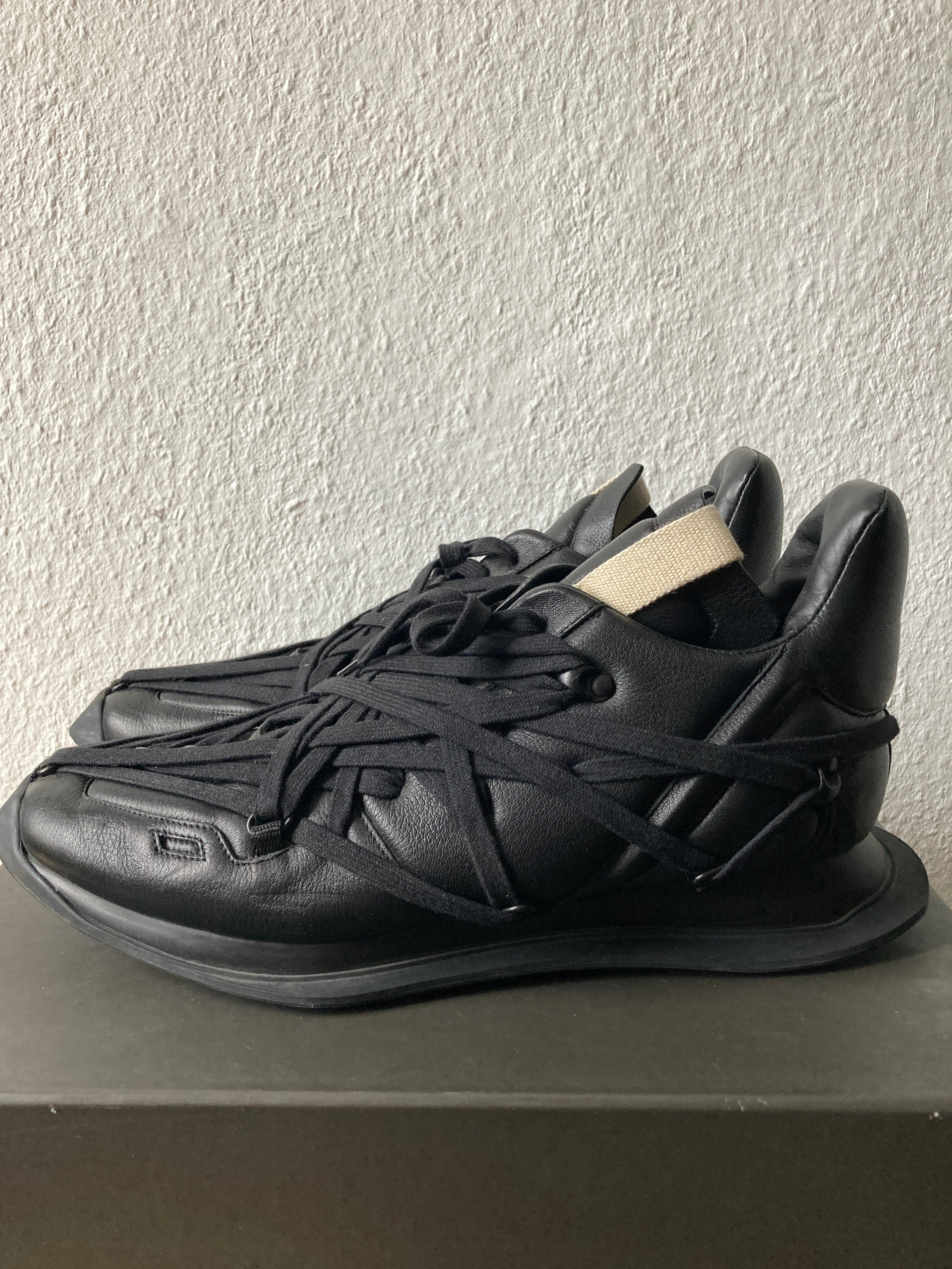 S/S 20 "TECUATL" Triple Black Maximal Megalace Runners 12/45