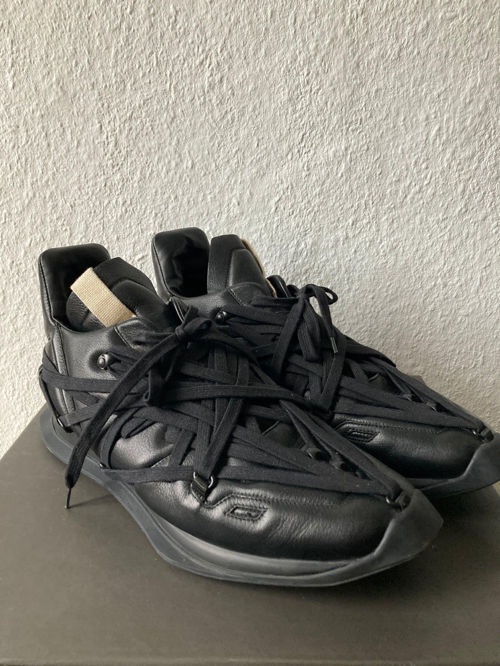 S/S 20 "TECUATL" Triple Black Maximal Megalace Runners 12/45