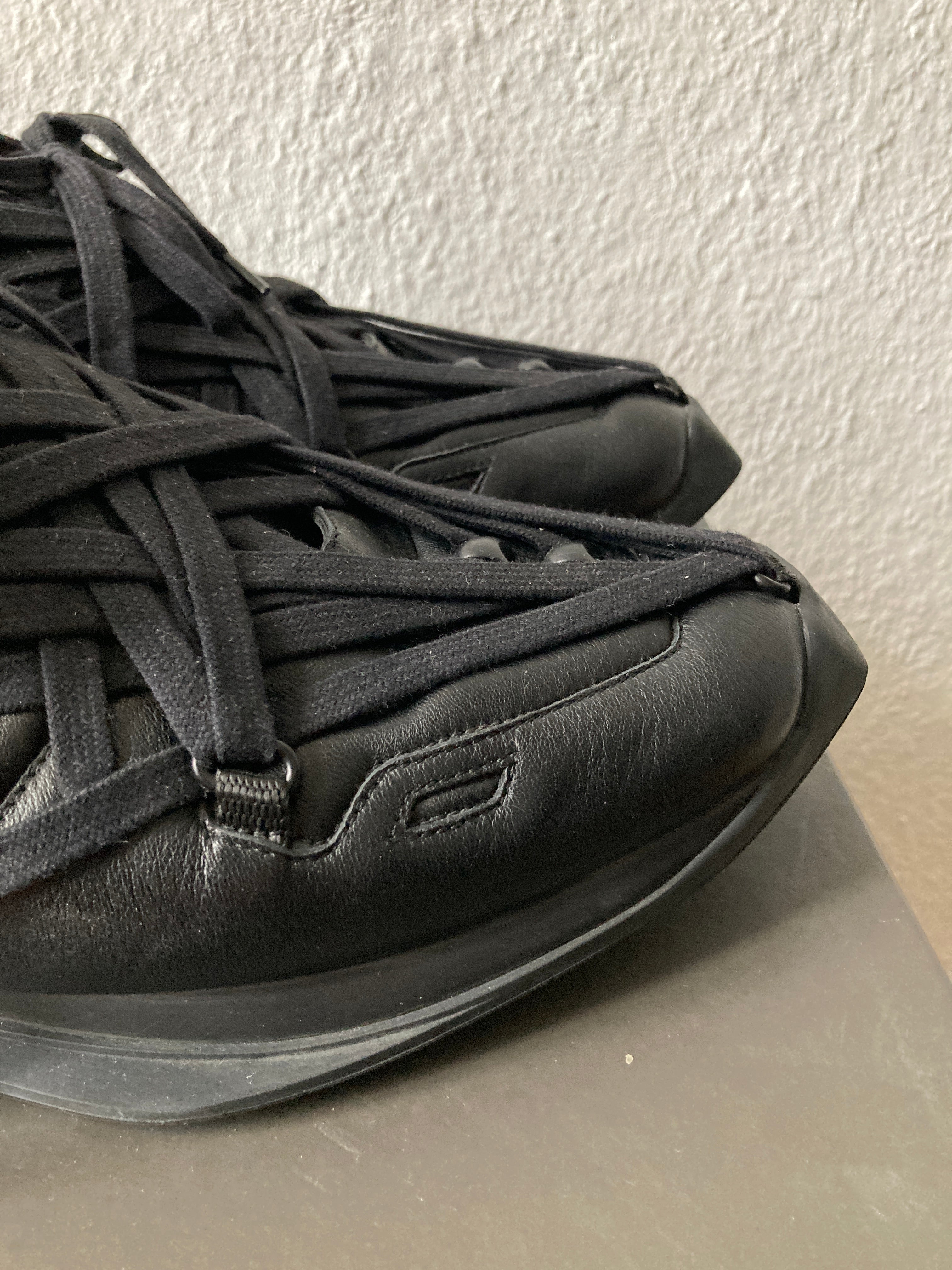 S/S 20 "TECUATL" Triple Black Maximal Megalace Runners 12/45