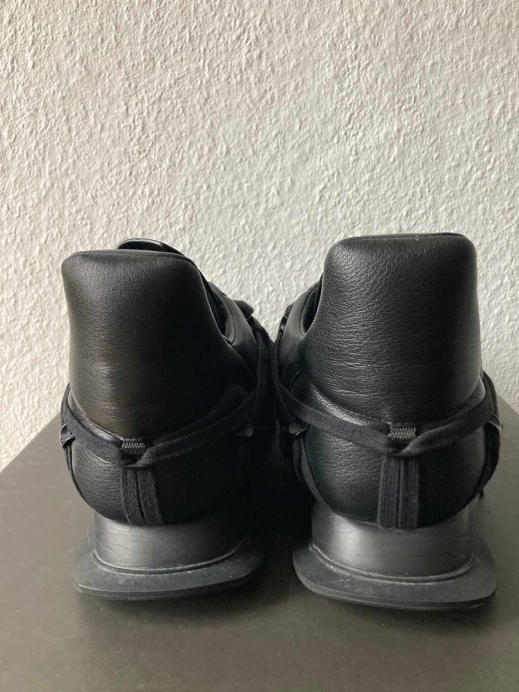 S/S 20 "TECUATL" Triple Black Maximal Megalace Runners 12/45