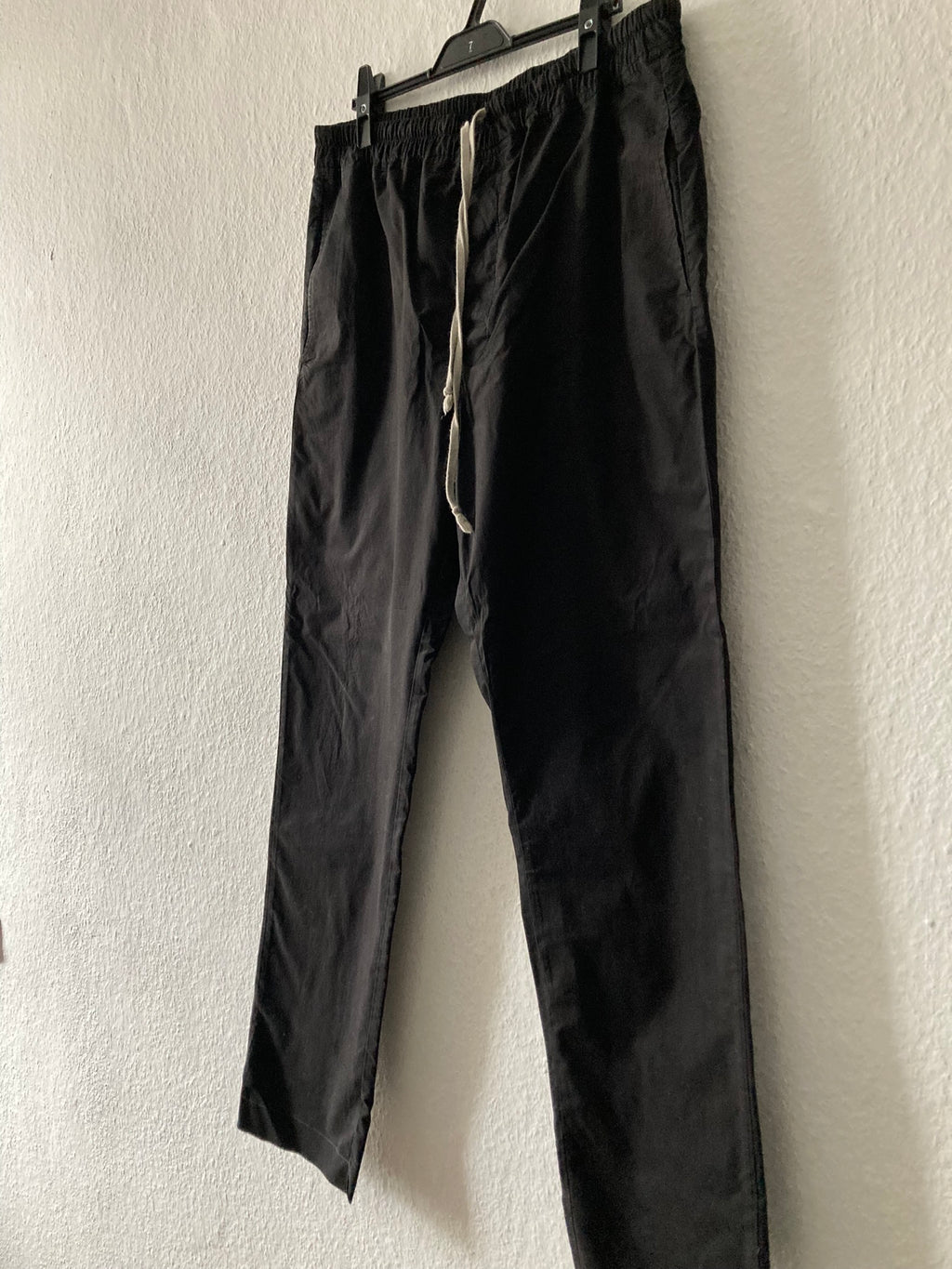 S/S 23 "EDFU" Drawstring Slim Long Pants in Black