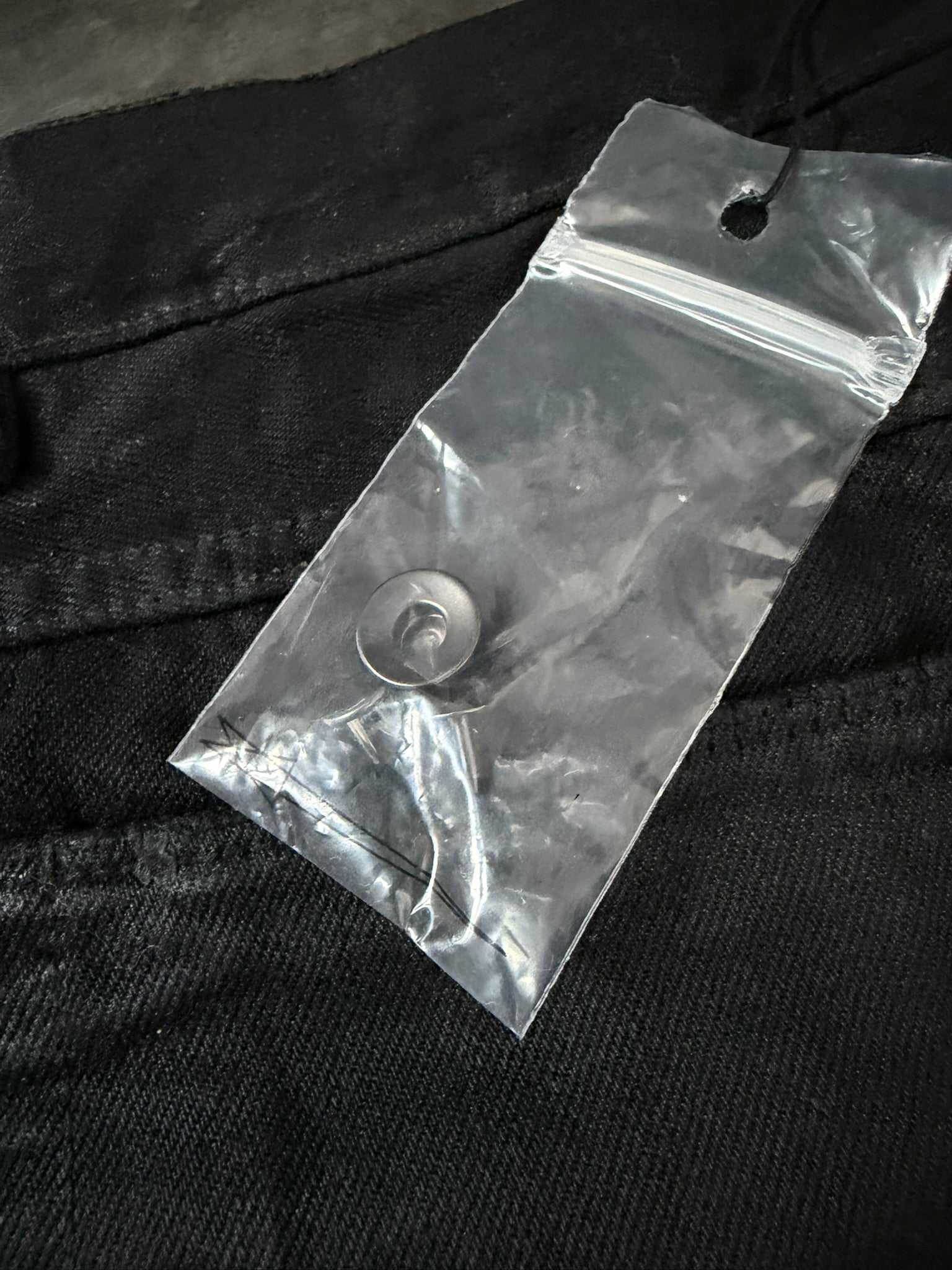 F/W 06 "DUSTULATOR" Black Wax Detroit Cut Denim Jeans Rick Owens