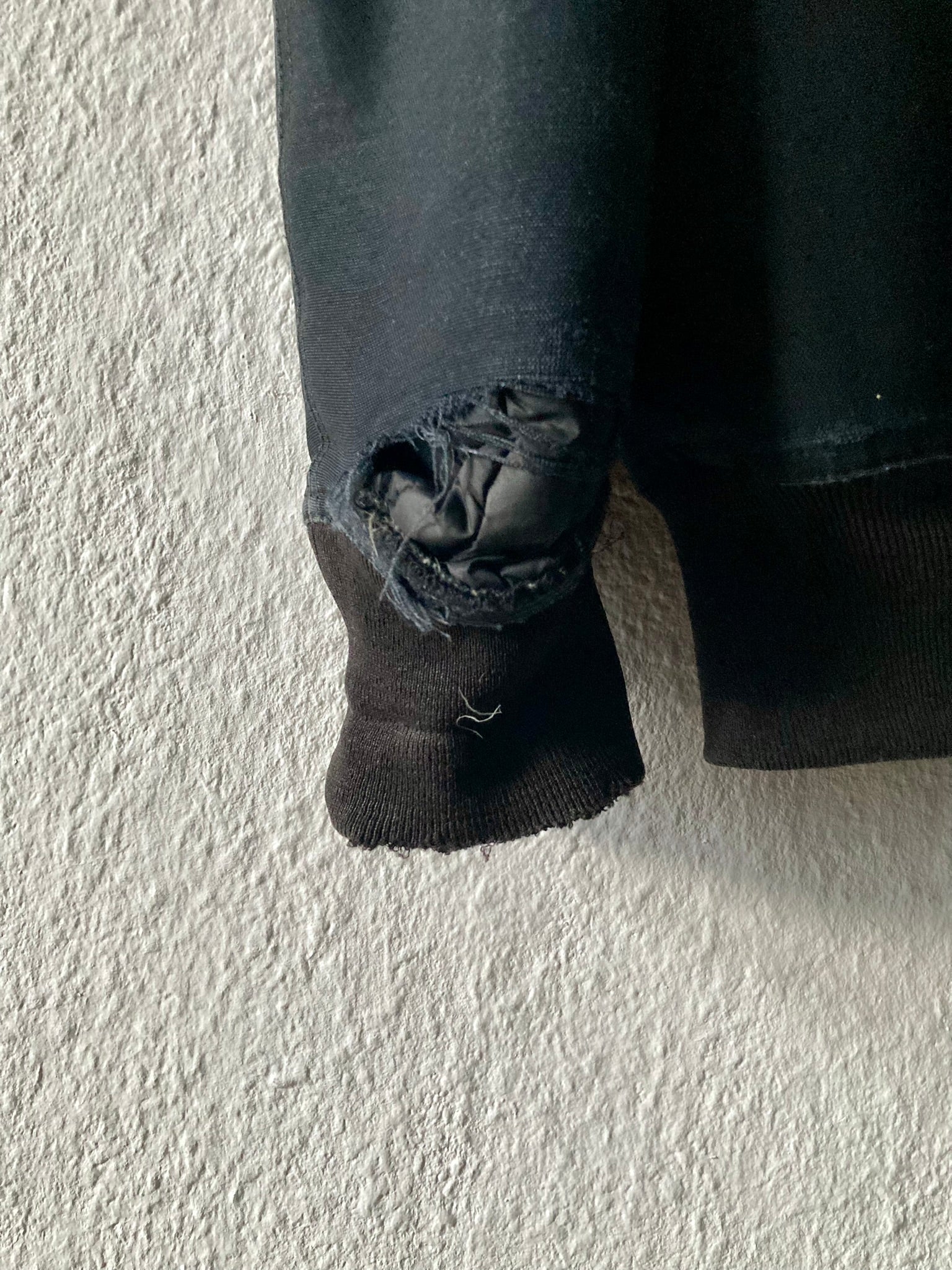 F/W 14 „MOODY“ Runway Sample Silk & Wool Down-Filled Bomber Jacket in Black