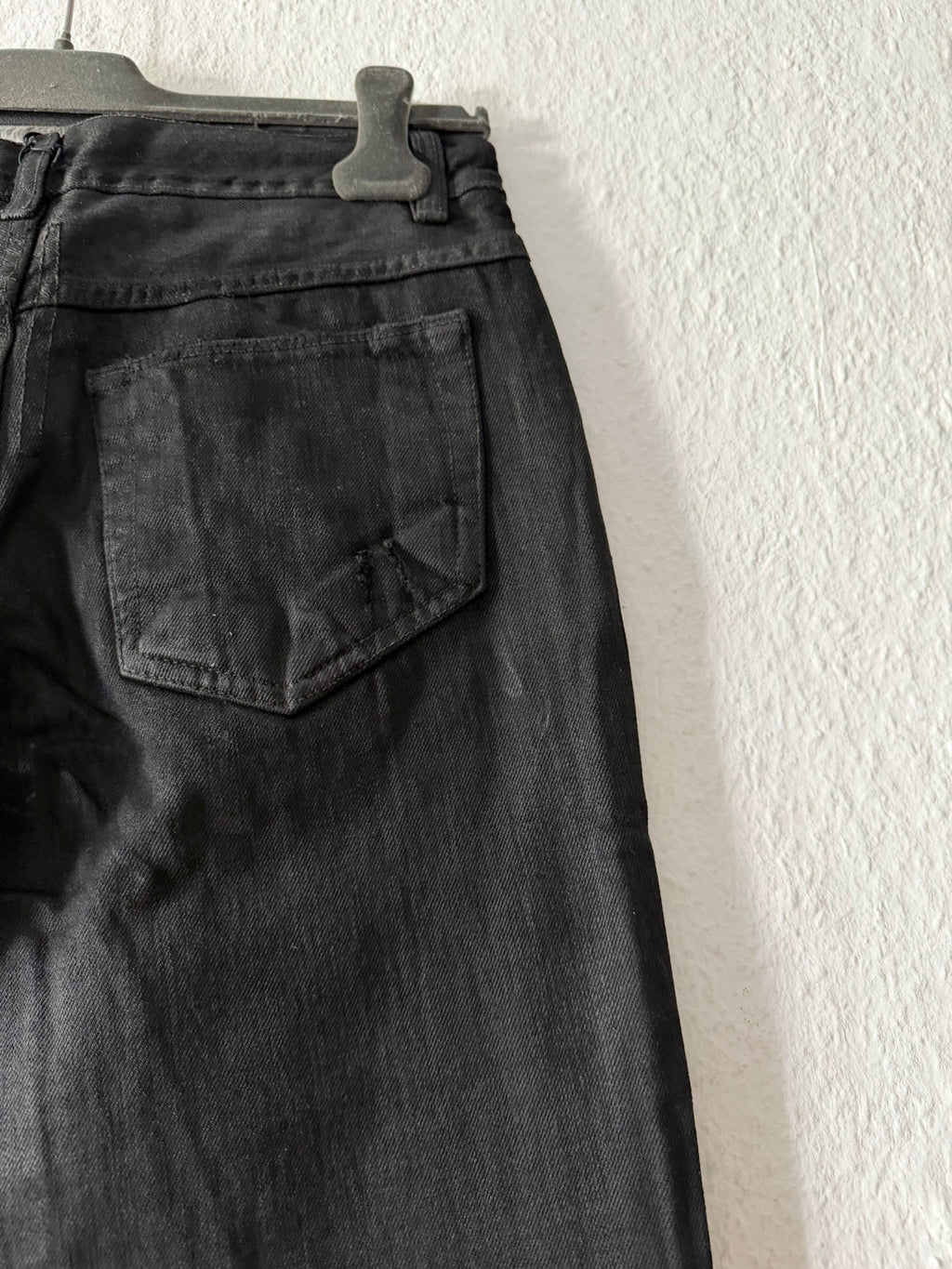 F/W 06 "DUSTULATOR" Black Wax Detroit Cut Denim Jeans Rick Owens