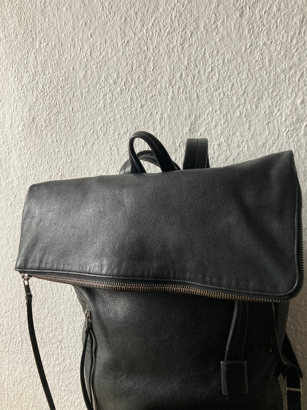 S/S 18 "DIRT" Large Black Duffle Calf Leather Backpack Rick Owens
