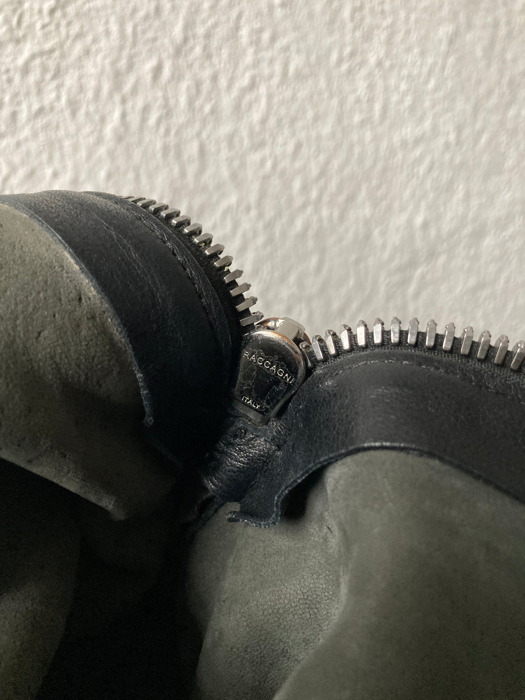 S/S 18 "DIRT" Large Black Duffle Calf Leather Backpack Rick Owens