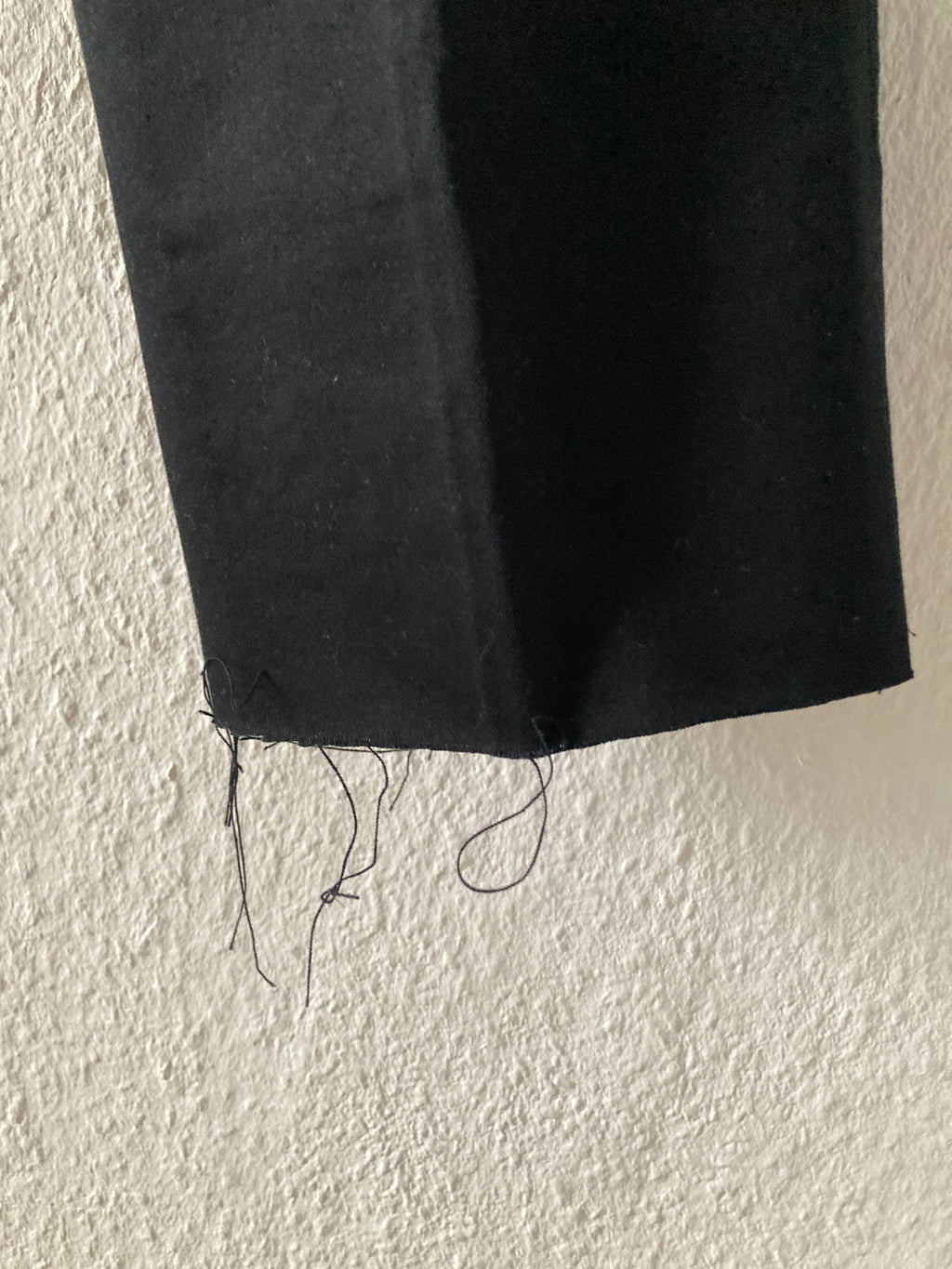 F/W 08 "STAG" Frayed Hem Black Cotton Trousers Rick Owens M