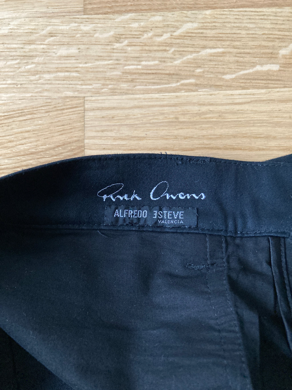 F/W 08 "STAG" Frayed Hem Black Cotton Trousers Rick Owens M