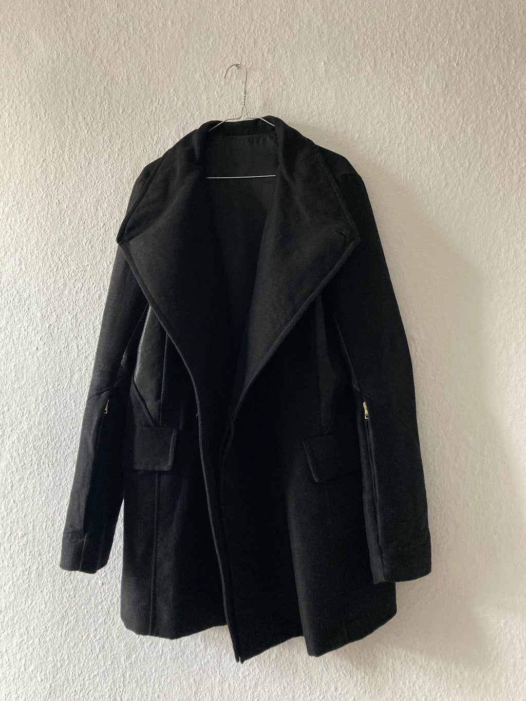 F/W 09 "CRUST" Runway Berger Ramie Coat Rick Owens M