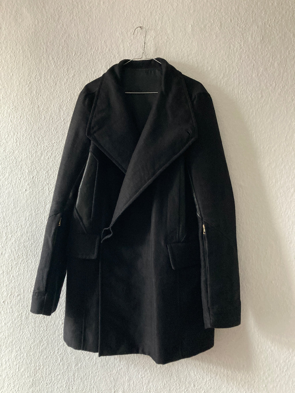 F/W 09 "CRUST" Runway Berger Ramie Coat Rick Owens M