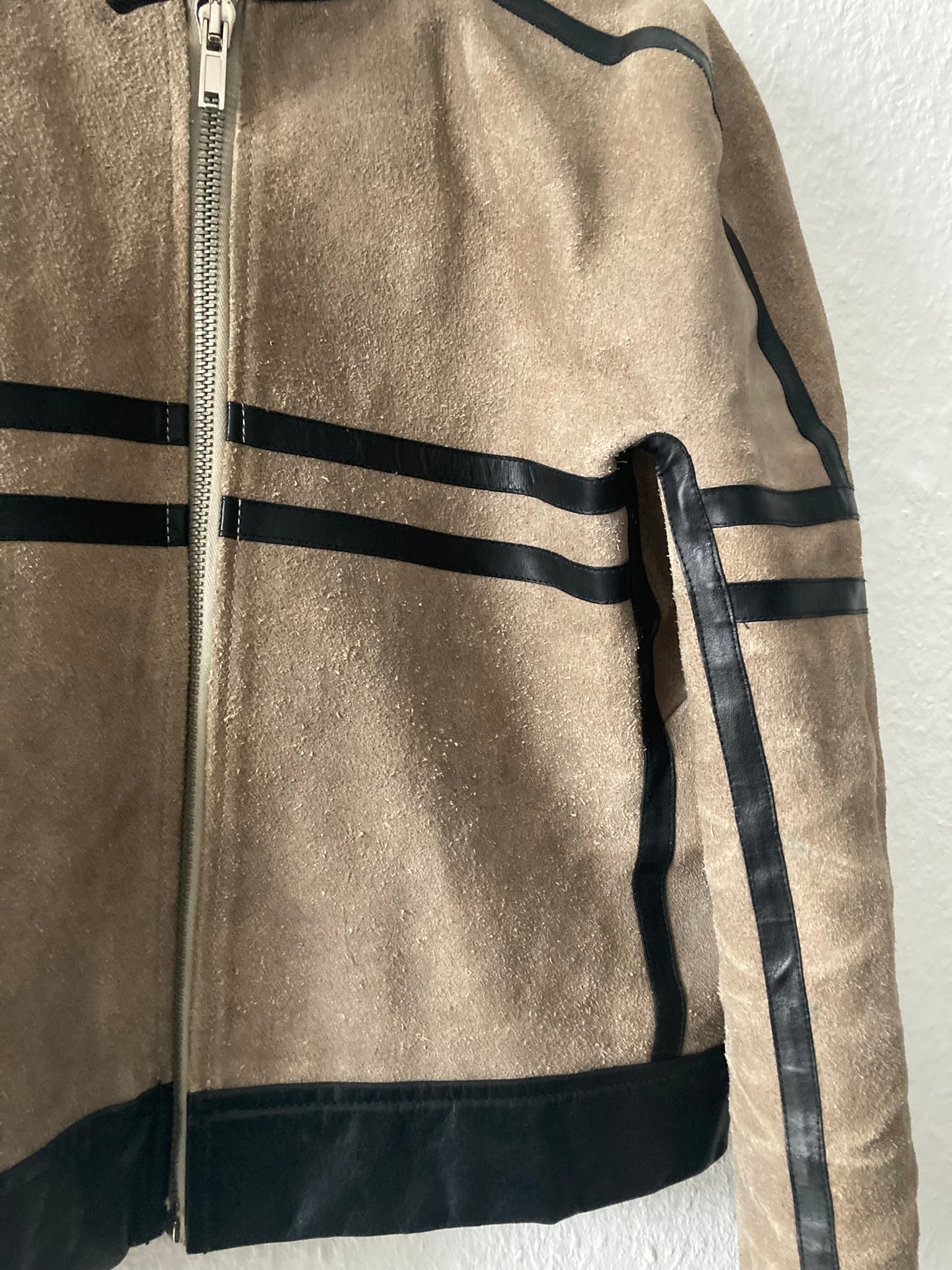 F/W 12 "MOUNTAIN" Cropped Runway Suede Calf Leather Jacket in Black & Pearl Size 52/L