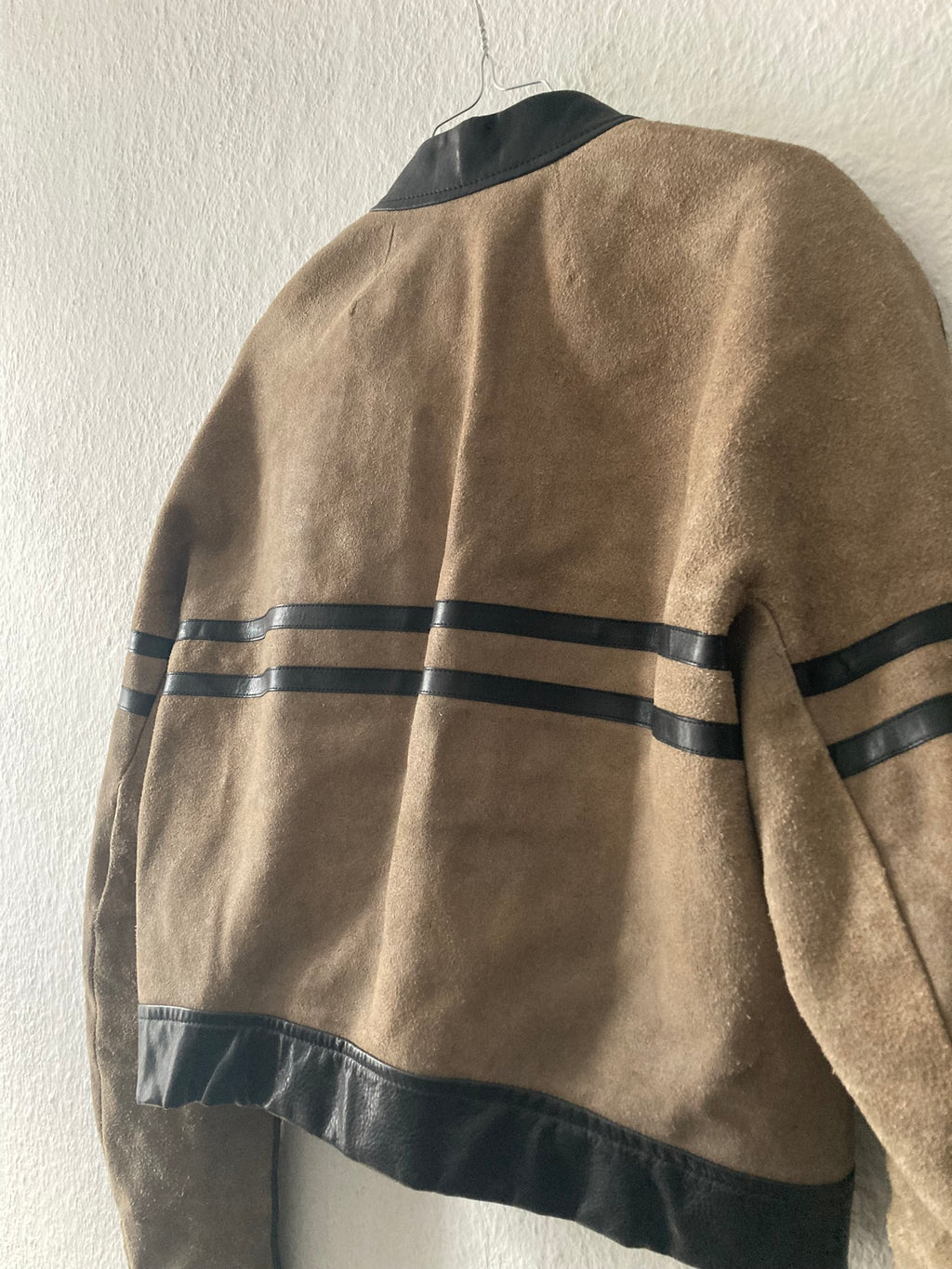 F/W 12 "MOUNTAIN" Cropped Runway Suede Calf Leather Jacket in Black & Pearl Size 52/L