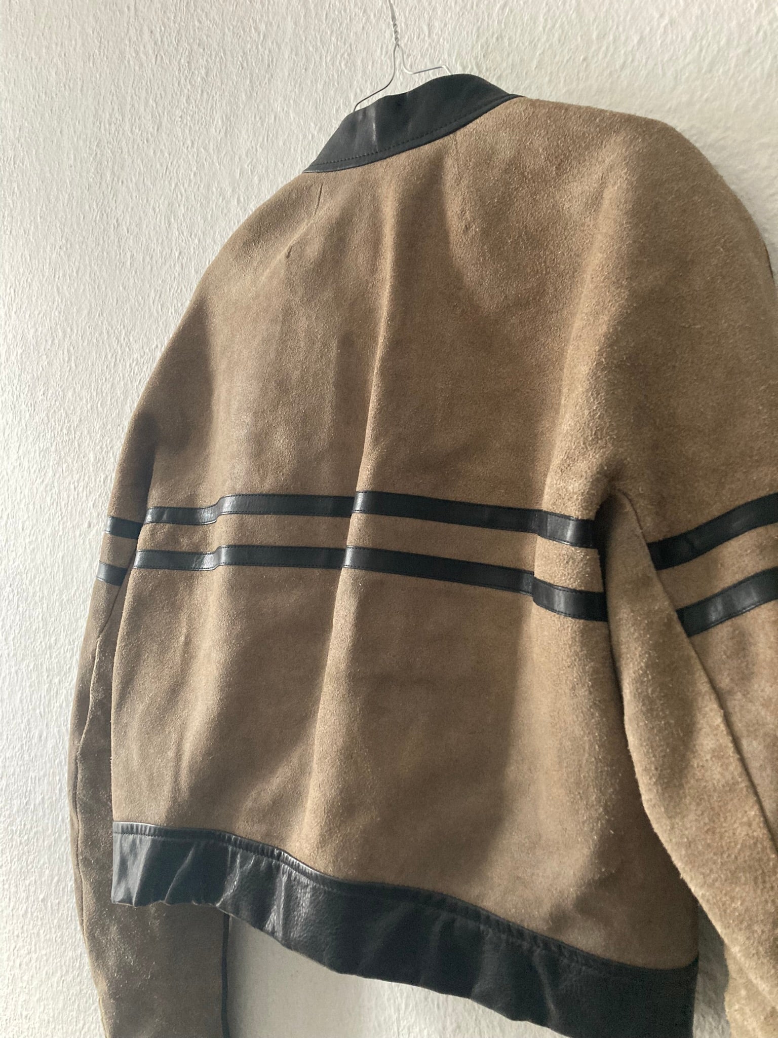 F/W 12 "MOUNTAIN" Cropped Runway Suede Calf Leather Jacket in Black & Pearl Size 52/L