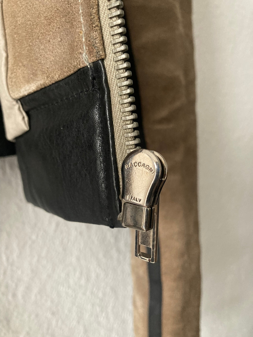 F/W 12 "MOUNTAIN" Cropped Runway Suede Calf Leather Jacket in Black & Pearl Size 52/L