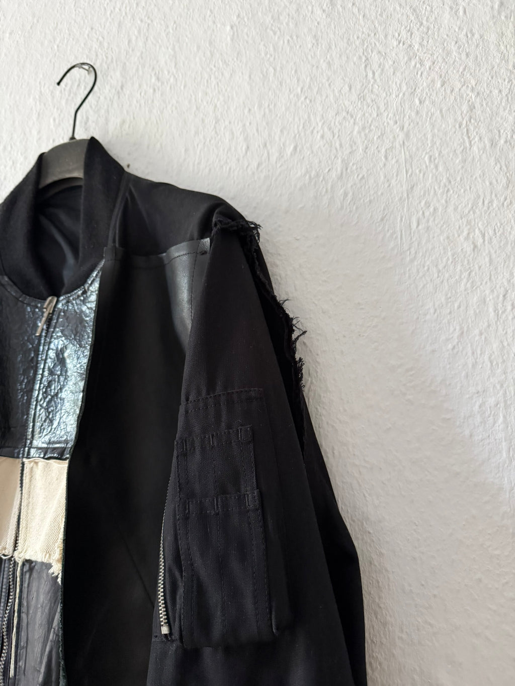 S/S 16「CYCLOPS」ランウェイ パッチワーク ボンバージャケット ブラック/ナチュラル サイズ 50/M