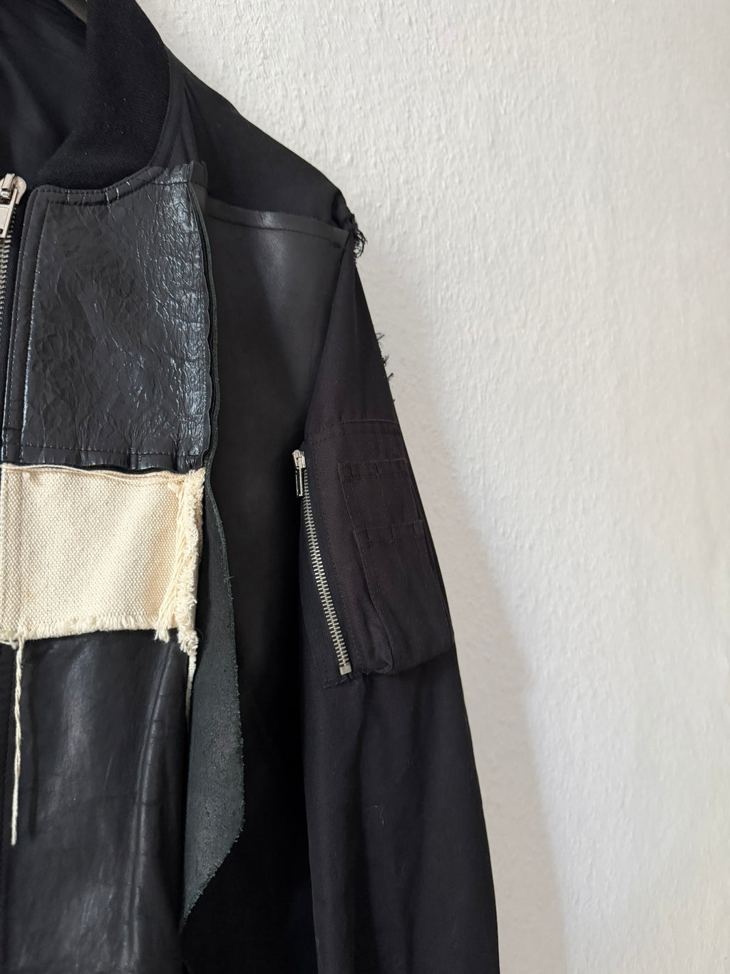 S/S 16「CYCLOPS」ランウェイ パッチワーク ボンバージャケット ブラック/ナチュラル サイズ 50/M