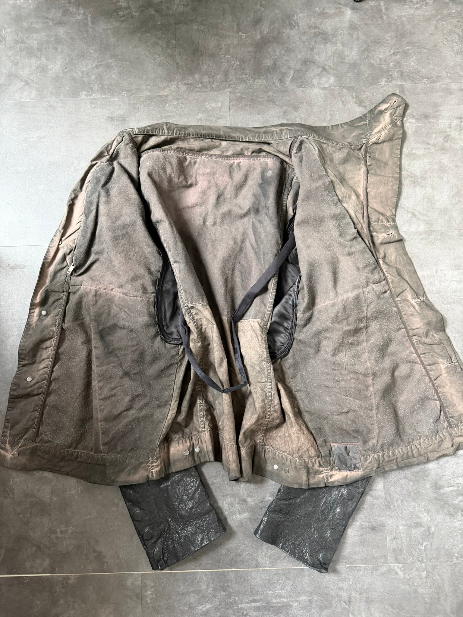 F/W 11 "LIMO" Waxed Mudcloth Slave Jacket w. Lamb Leather Sleeves Rick Owens