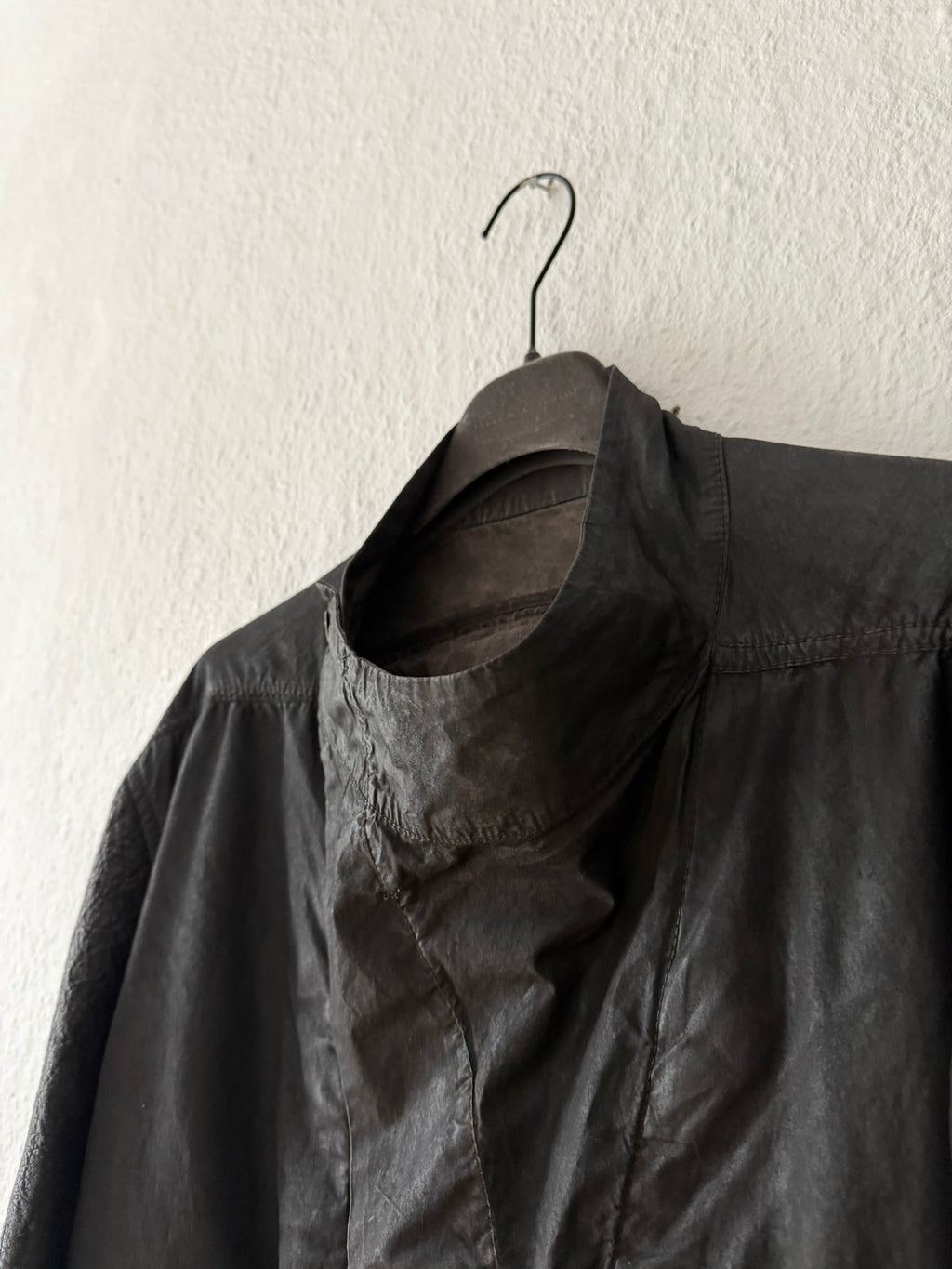 F/W 11 "LIMO" Waxed Mudcloth Slave Jacket w. Lamb Leather Sleeves Rick Owens