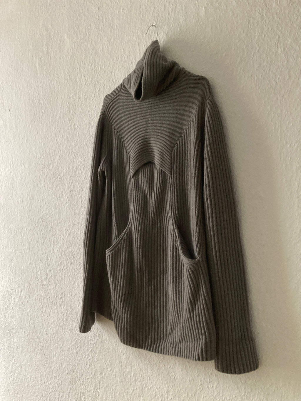 F/W 10 "GLEAM" Runway Alpaca Turtleneck Rick Owens M